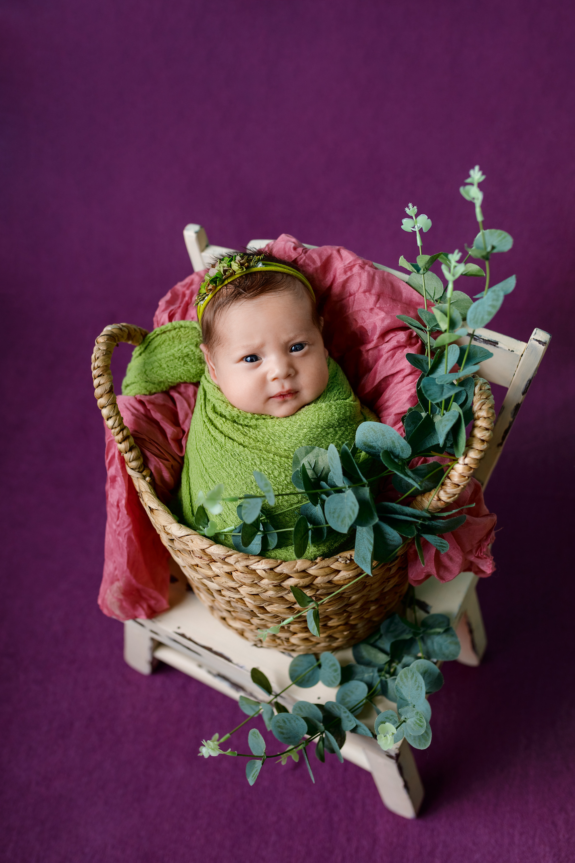 NEWBORN. Фотограф новорожденных и беременности Анита Михайлова в Южно-Сахалинск