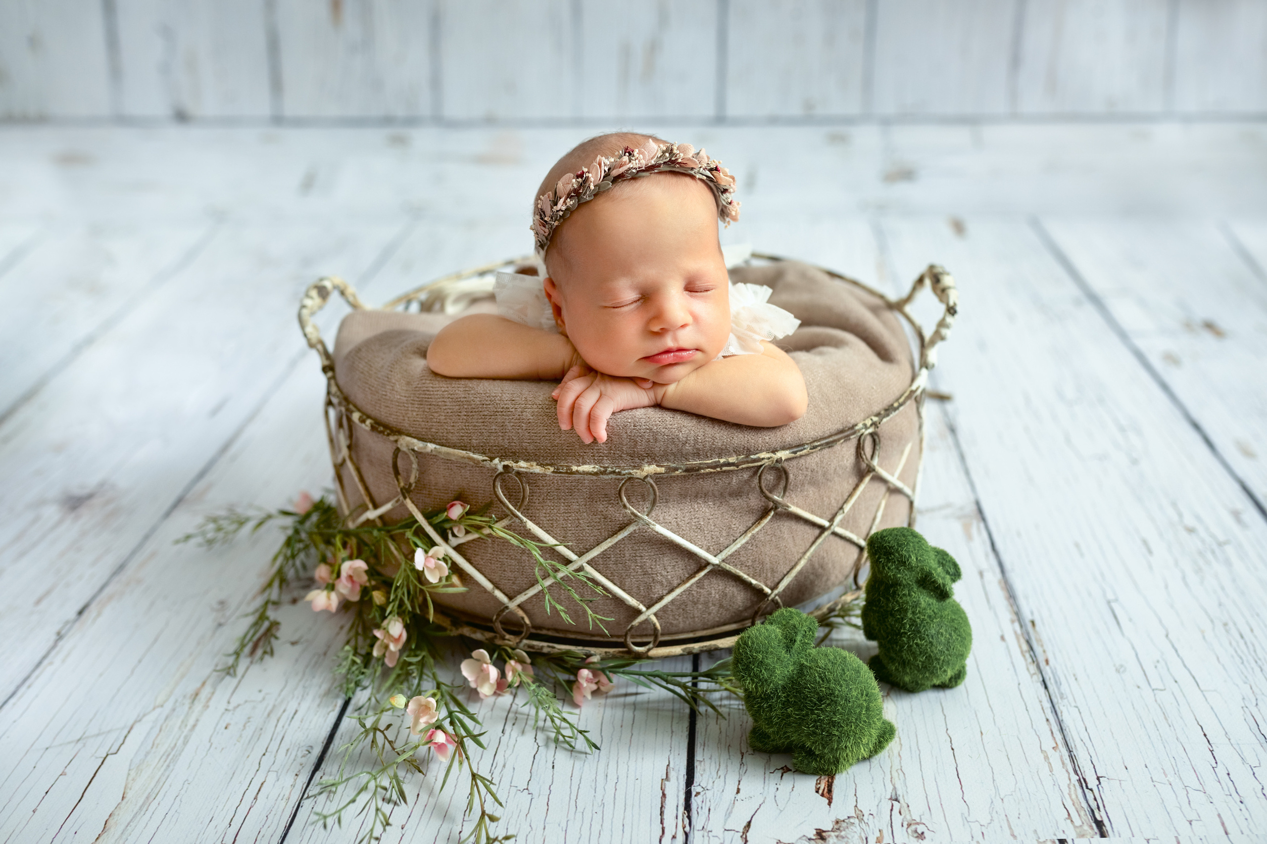 NEWBORN. Фотограф новорожденных и беременности Анита Михайлова в Южно-Сахалинск