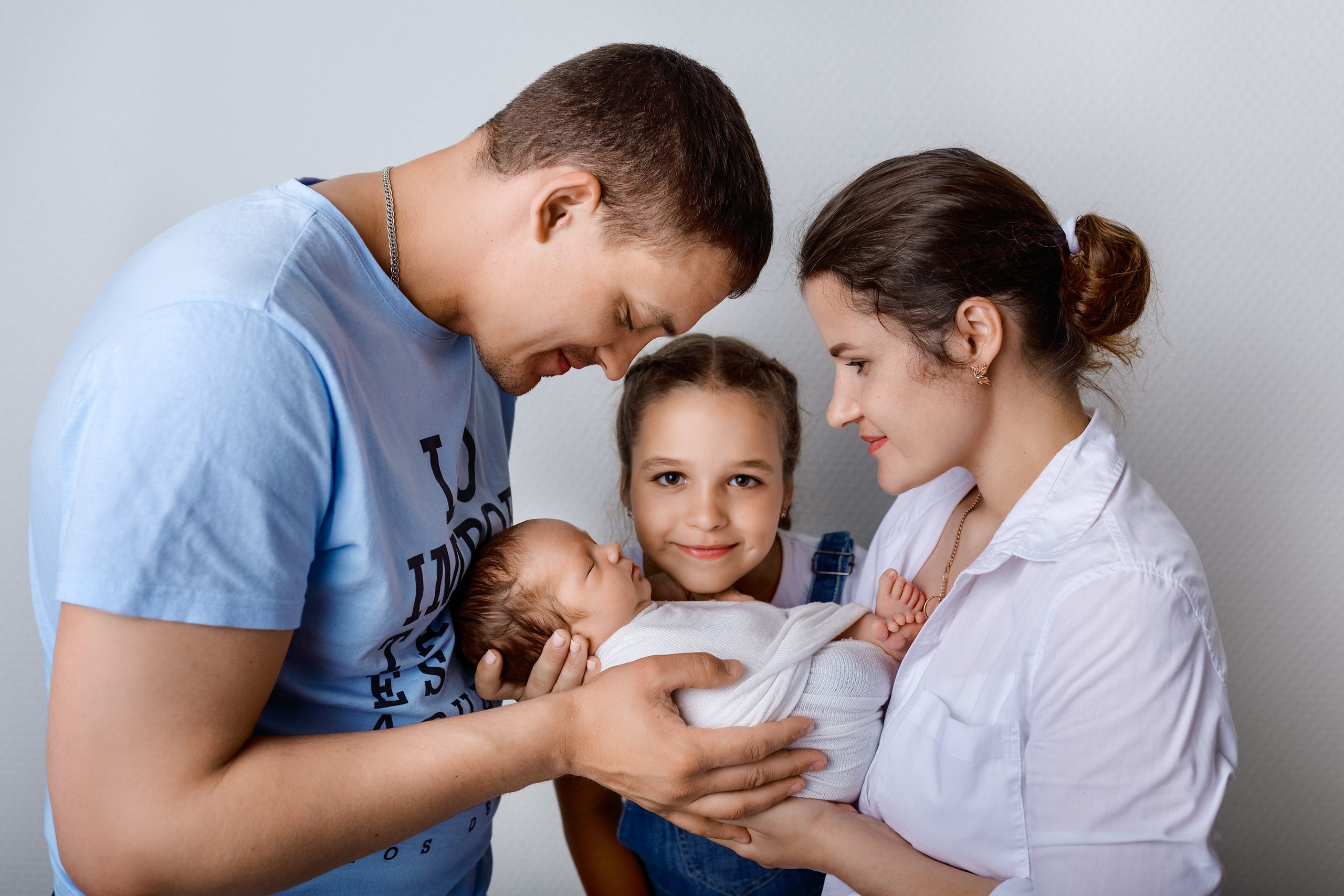 NEWBORN. Фотограф новорожденных и беременности Анита Михайлова в Южно-Сахалинск