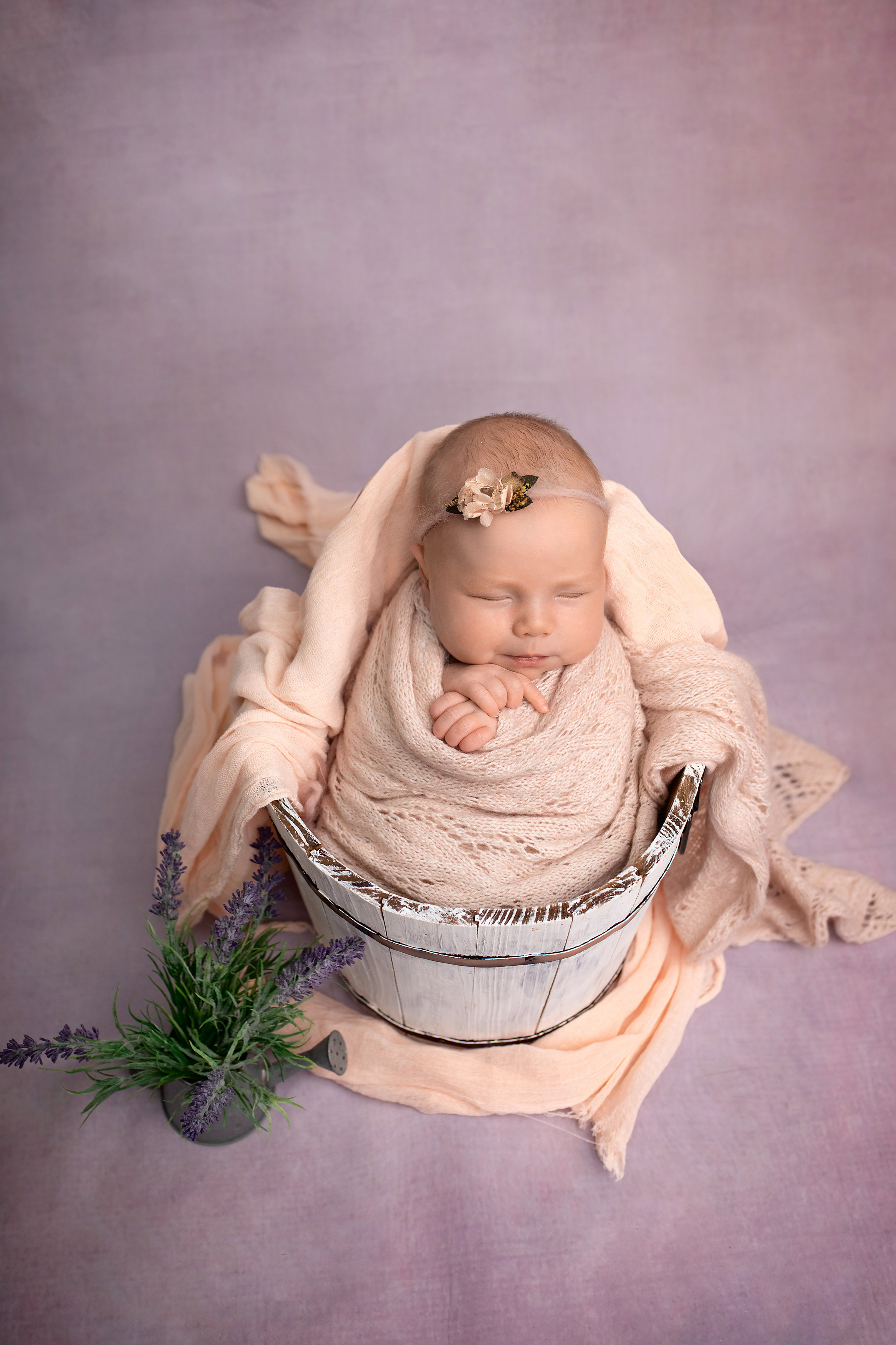 NEWBORN. Фотограф новорожденных и беременности Анита Михайлова в Южно-Сахалинск