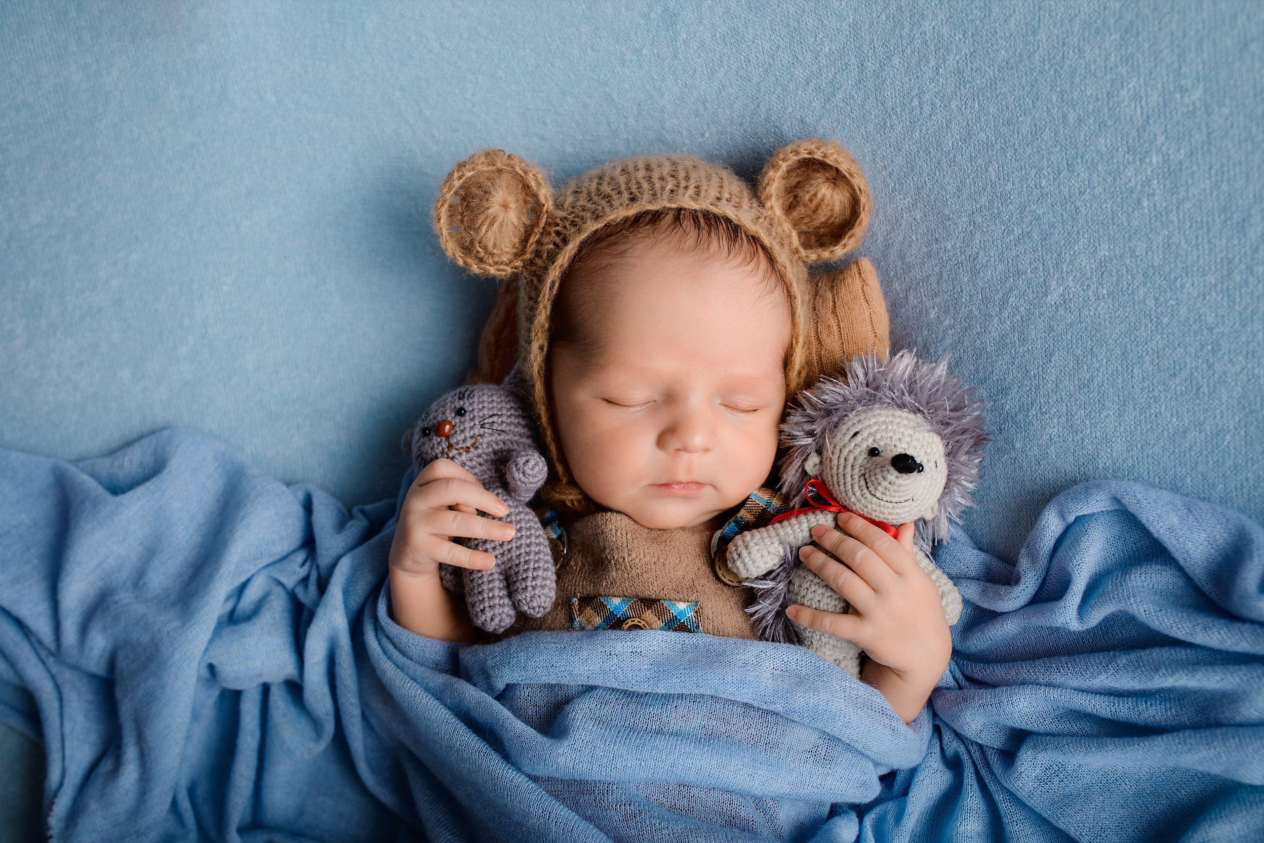 NEWBORN. Фотограф новорожденных и беременности Анита Михайлова в Южно-Сахалинск