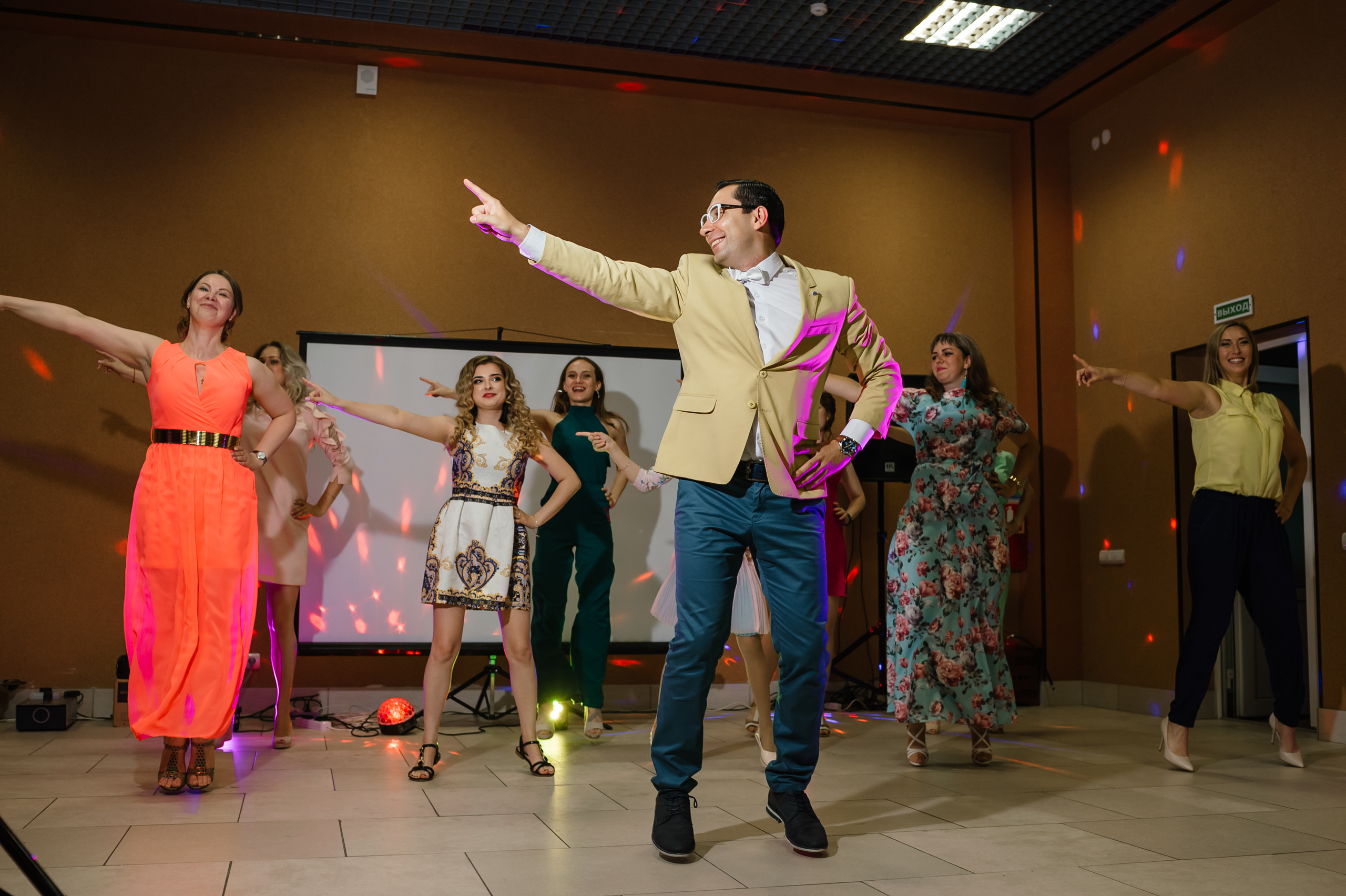 Свадебная съемка полного дня. Свадебный, репортажный и семейный фотограф в Москве Арина Зак