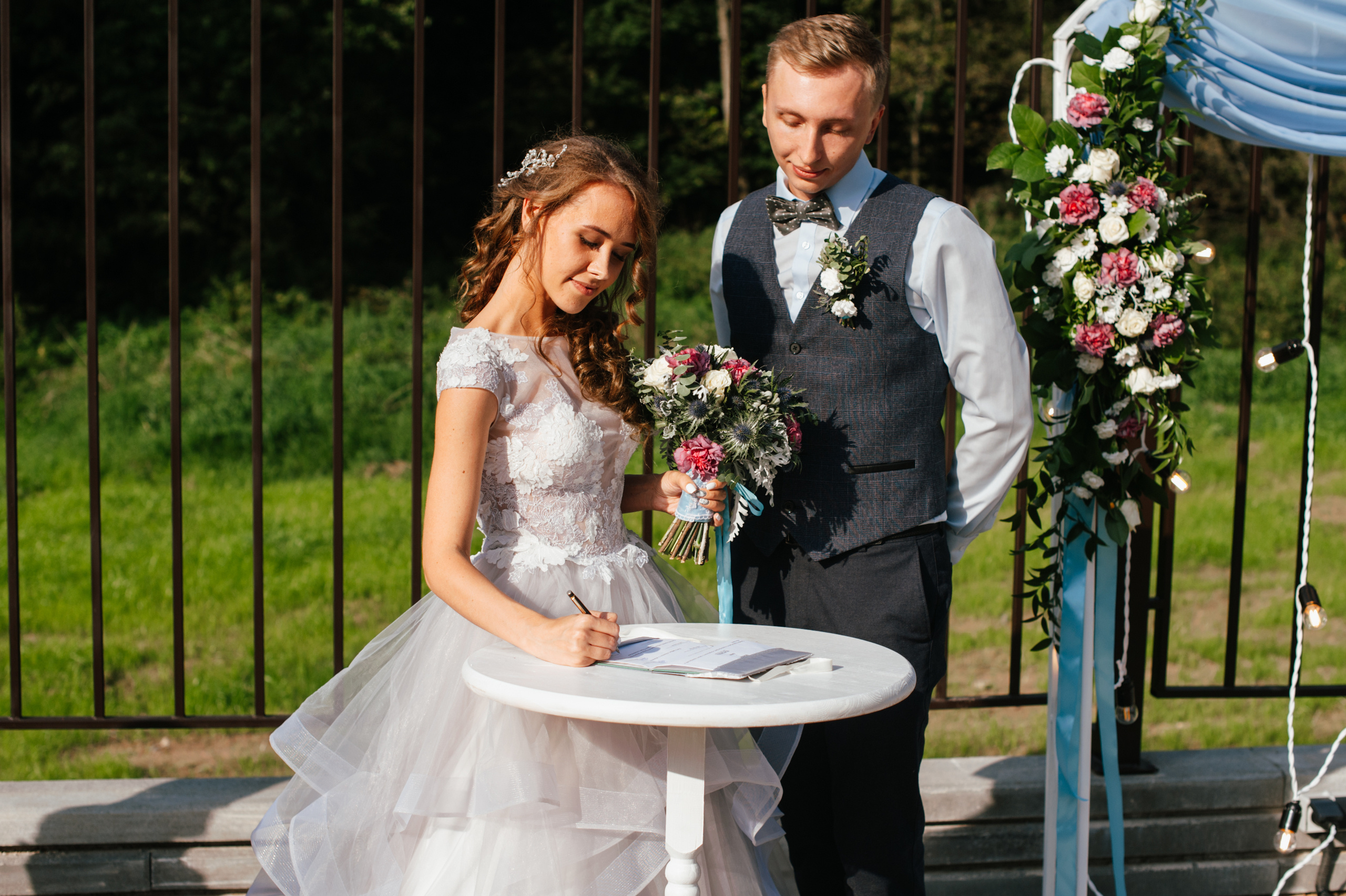 Фотосъемка свадьбы в Смоленске. Свадебный, репортажный и семейный фотограф в Москве Арина Зак