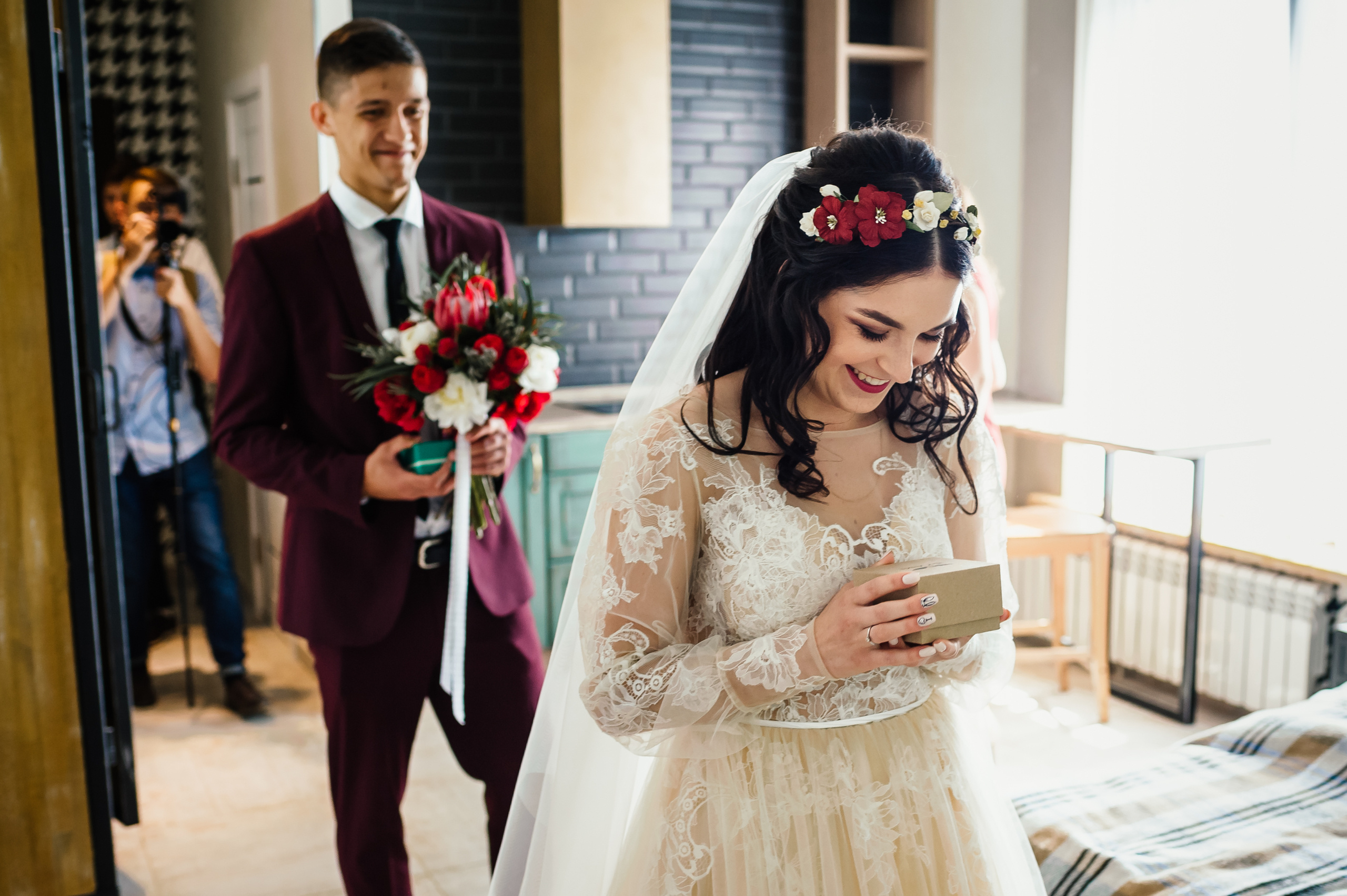 Фотограф на свадьбу. Свадебный, репортажный и семейный фотограф в Москве Арина Зак