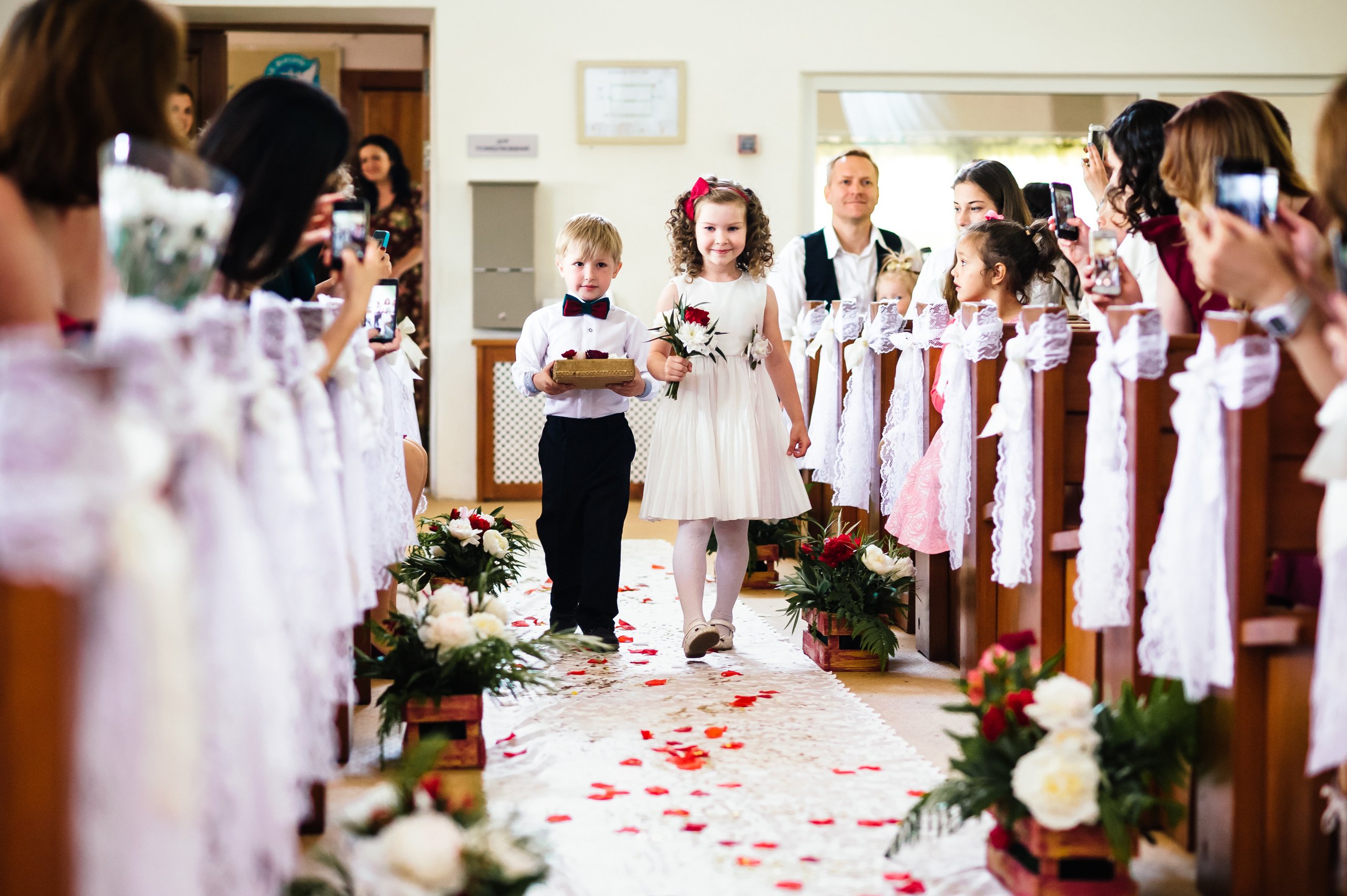 Фотограф на свадьбу. Свадебный, репортажный и семейный фотограф в Москве Арина Зак