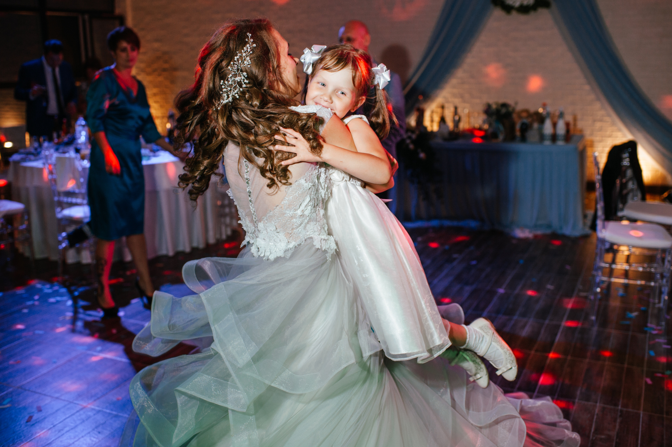 Фотосъемка свадьбы в Смоленске. Свадебный, репортажный и семейный фотограф в Москве Арина Зак