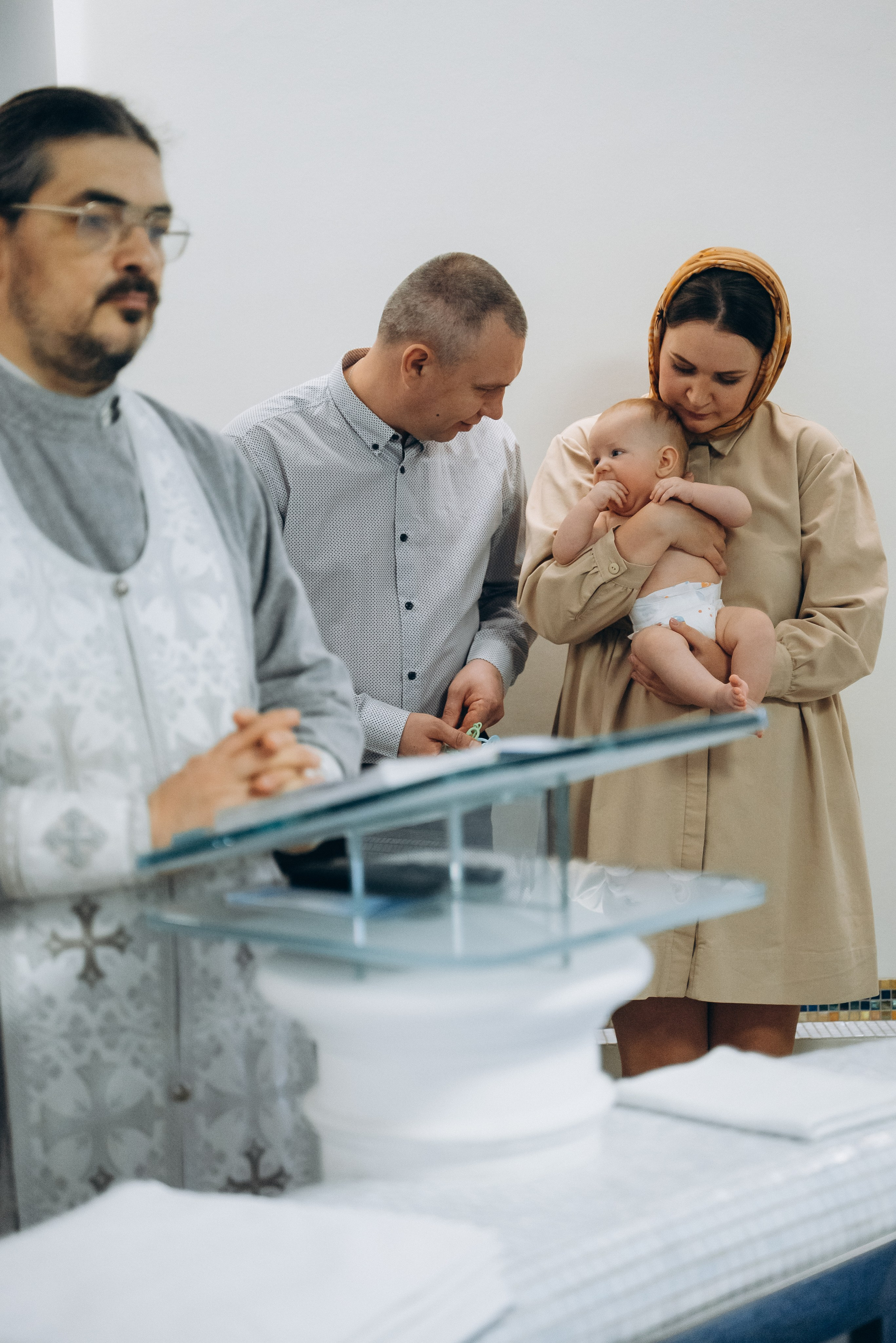 Крещение Кирилла (Храм всех святых). Семейный фотограф в Минске Дарья Дреко