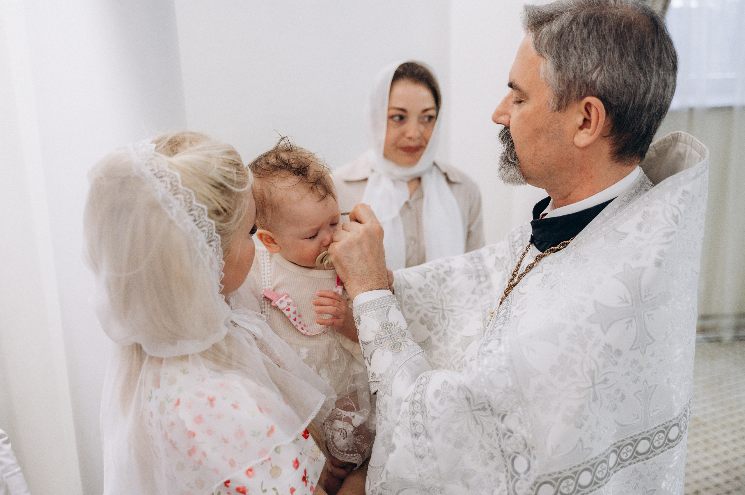 Крещение Миланы (Храм Всех Святых). Семейный фотограф в Минске Дарья Дреко