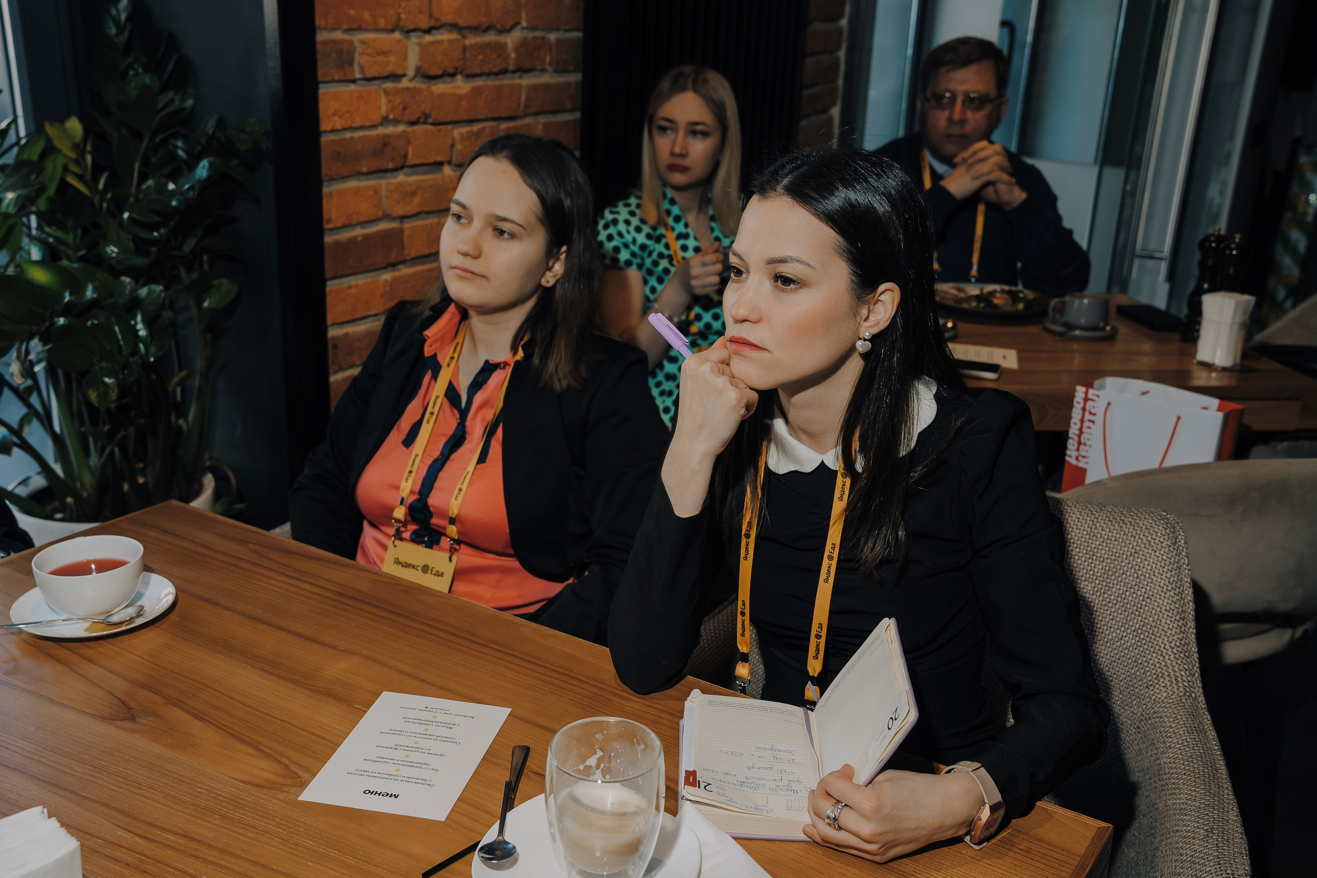 ЯНДЕКС ЕДА ПРЕСС-ЗАВТРАК. Репортажный фотограф Зуев Роман г. Челябинск