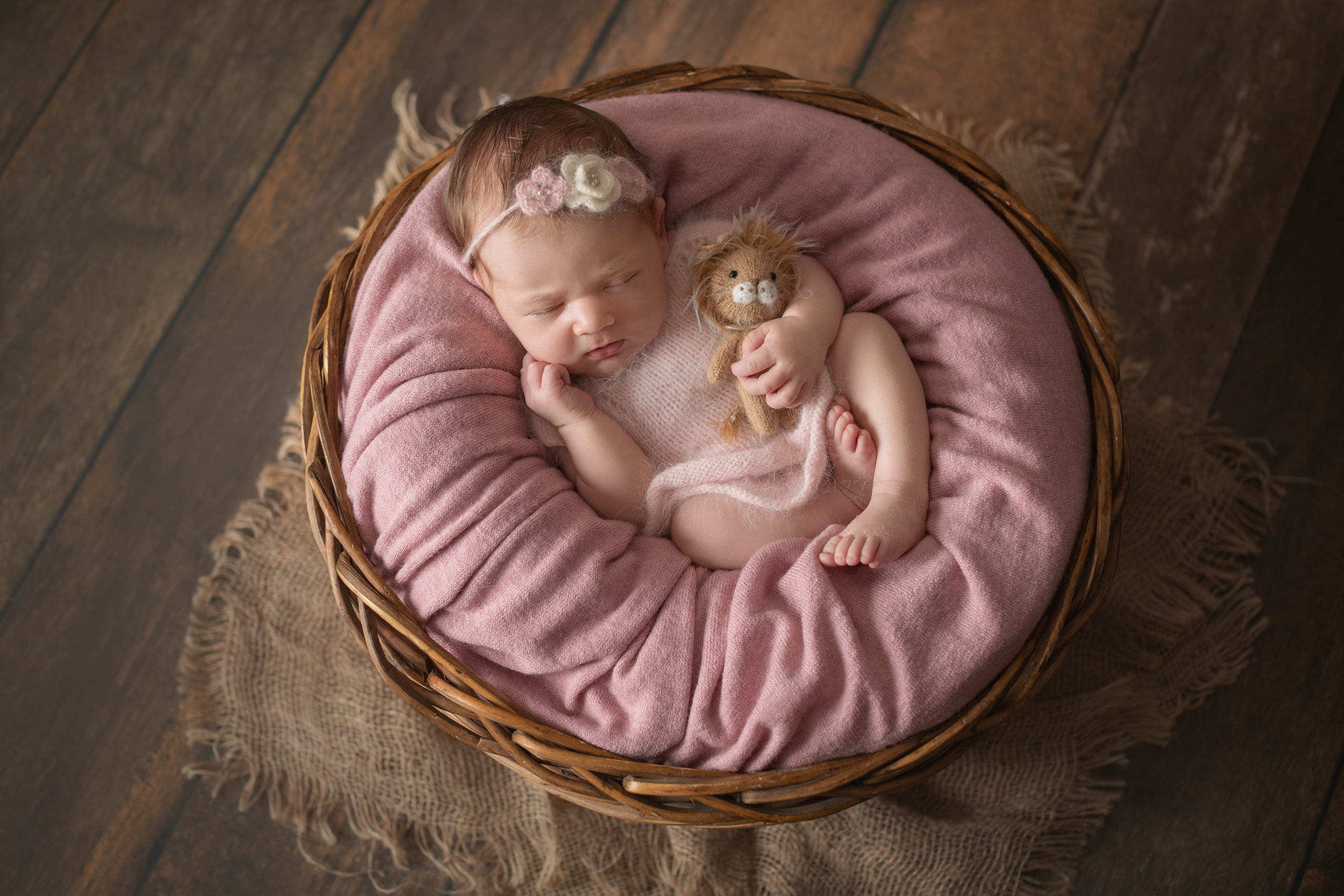 PH @bestmoments_newborn. Retoucher Aleksmokh