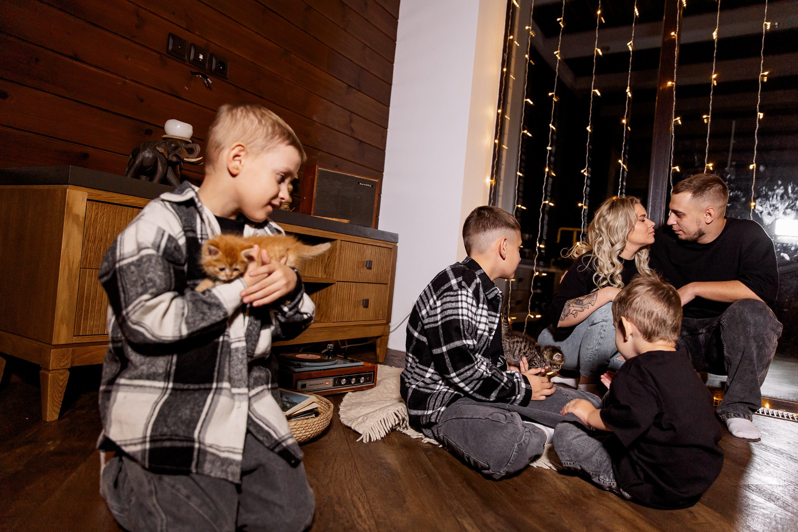 Эдуард и Дарья с сыновьями. Свадебный и семейный фотограф в Челябинске Юлия Ишимова