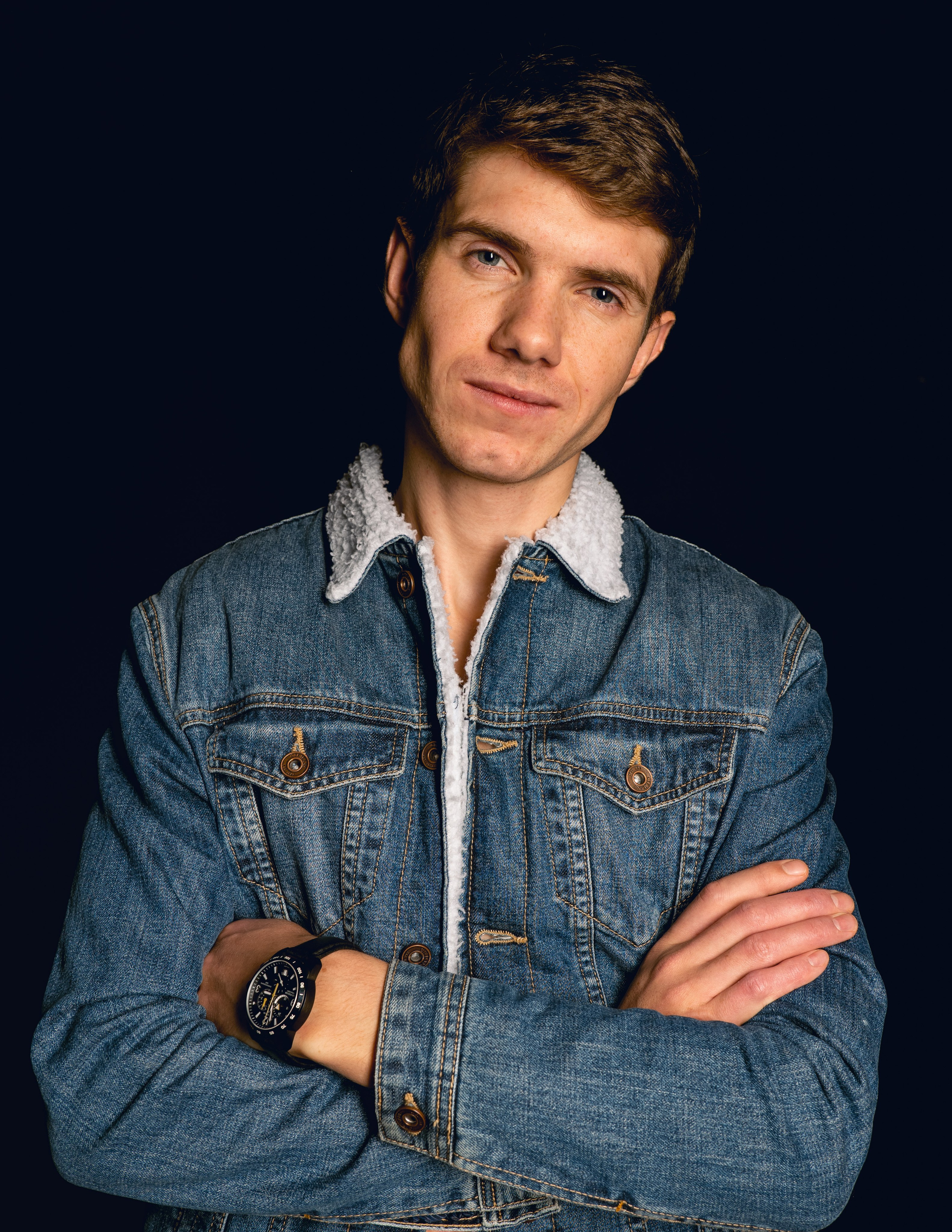 Дмитрий, 180 см, 46-48 р-р. KED Production — продакшн из СПб. Создаём фото, видео и контент, который помогает брендам и селлерам продавать больше