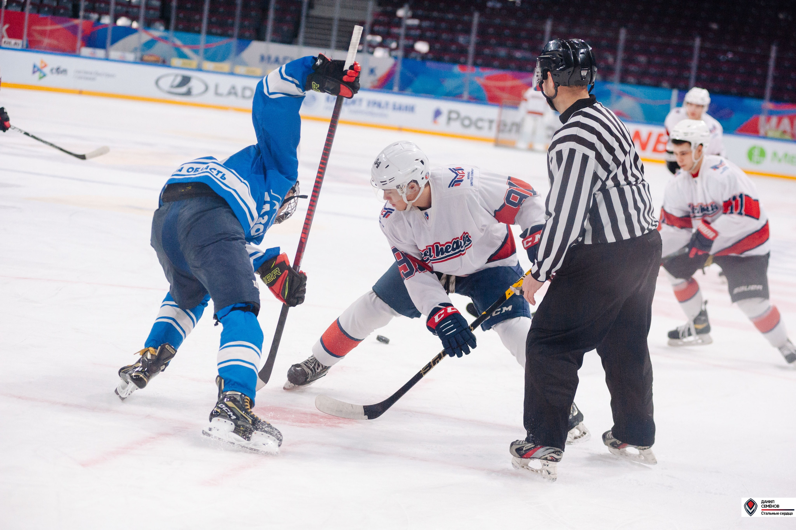 Чемпионат СХЛ. Стальные сердца — Газовик. Фотограф Магнитогорск Данил Семенов