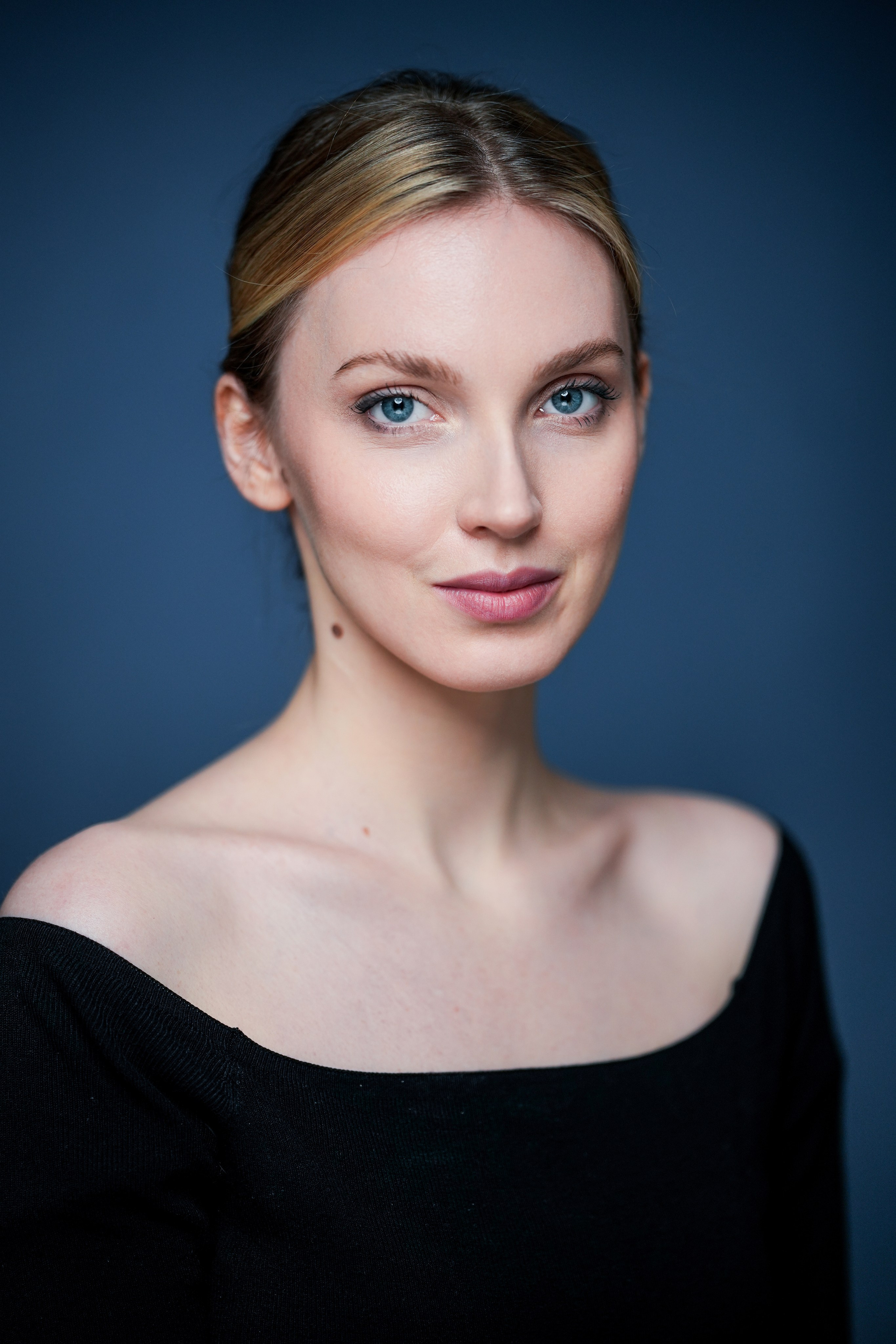 Александра актерские материалы. Портретная съемка в Москве, студийный фотограф Игорь Фомин