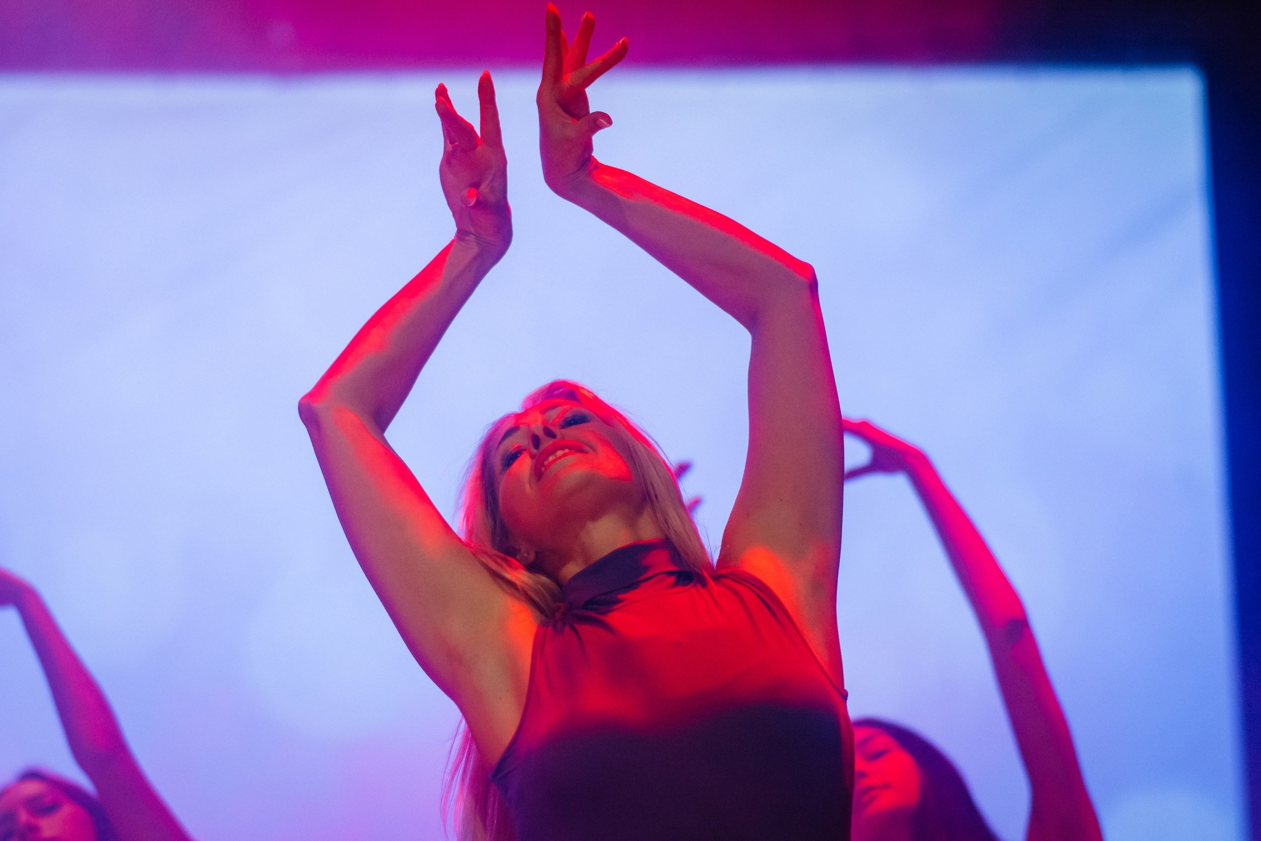 Танцы. Фотограф Елена Рогашкова