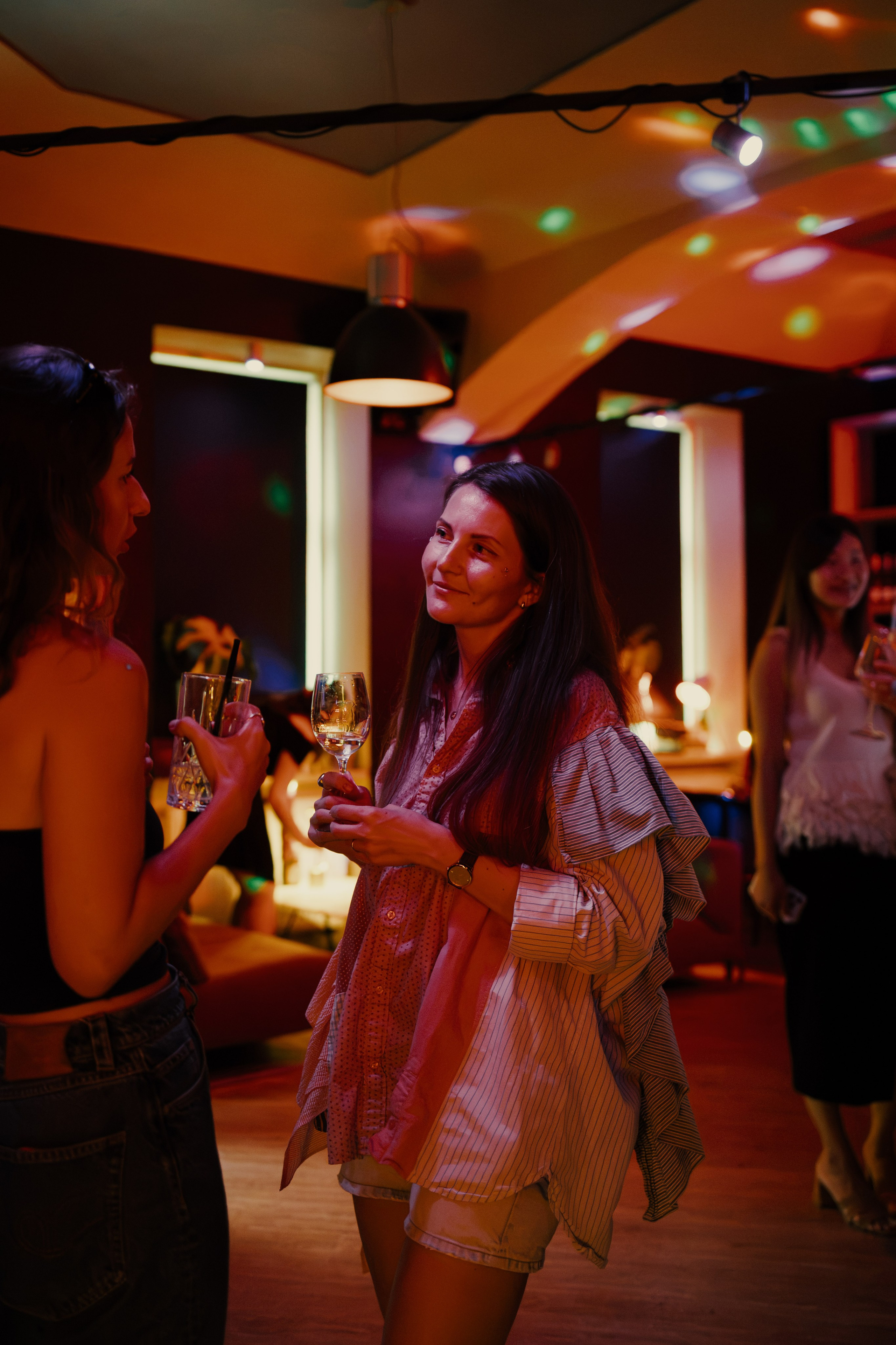 Lilac | Early evening parties for women. Фотограф в Праге Александр Пивоваров