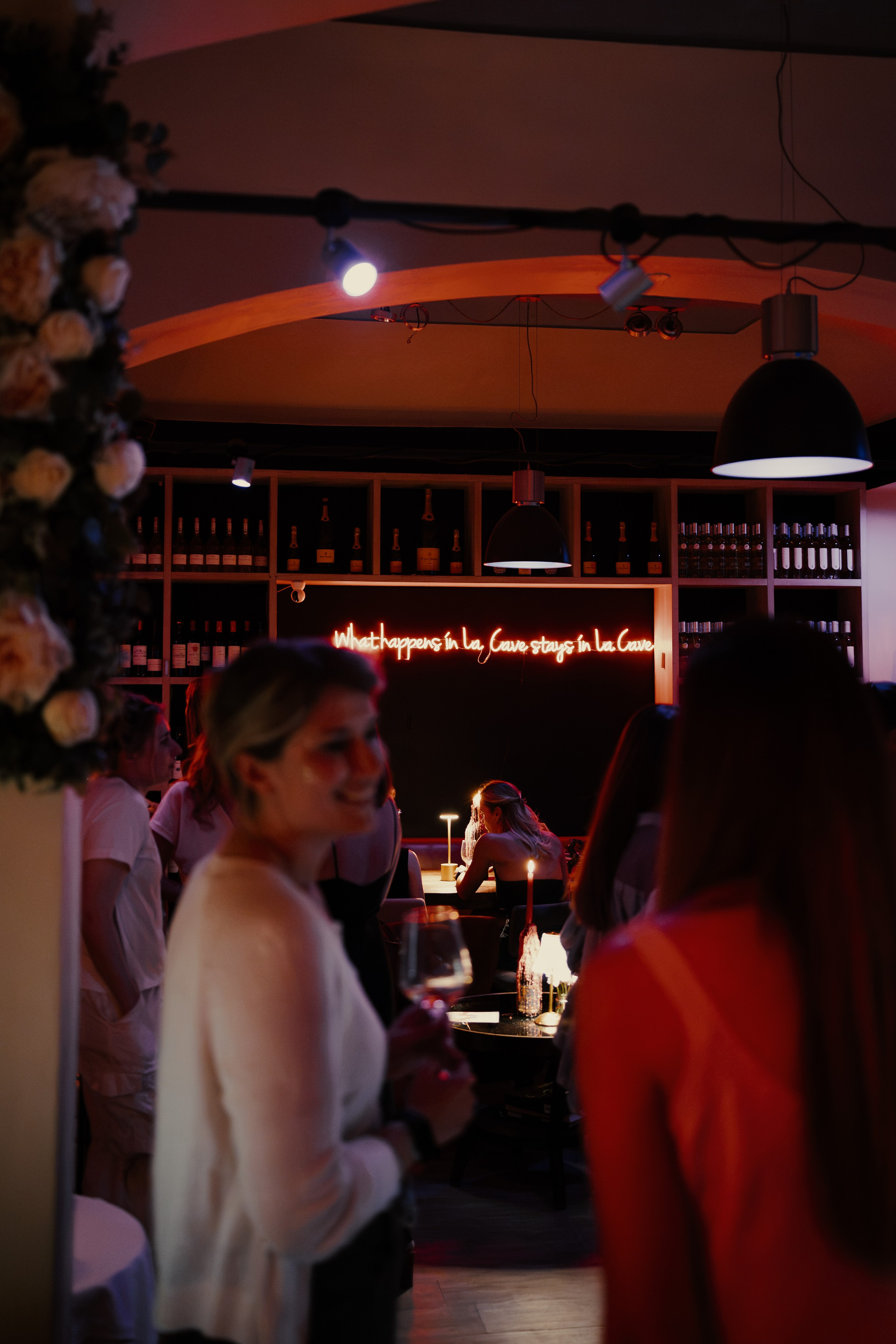 Lilac | Early evening parties for women. Фотограф в Праге Александр Пивоваров