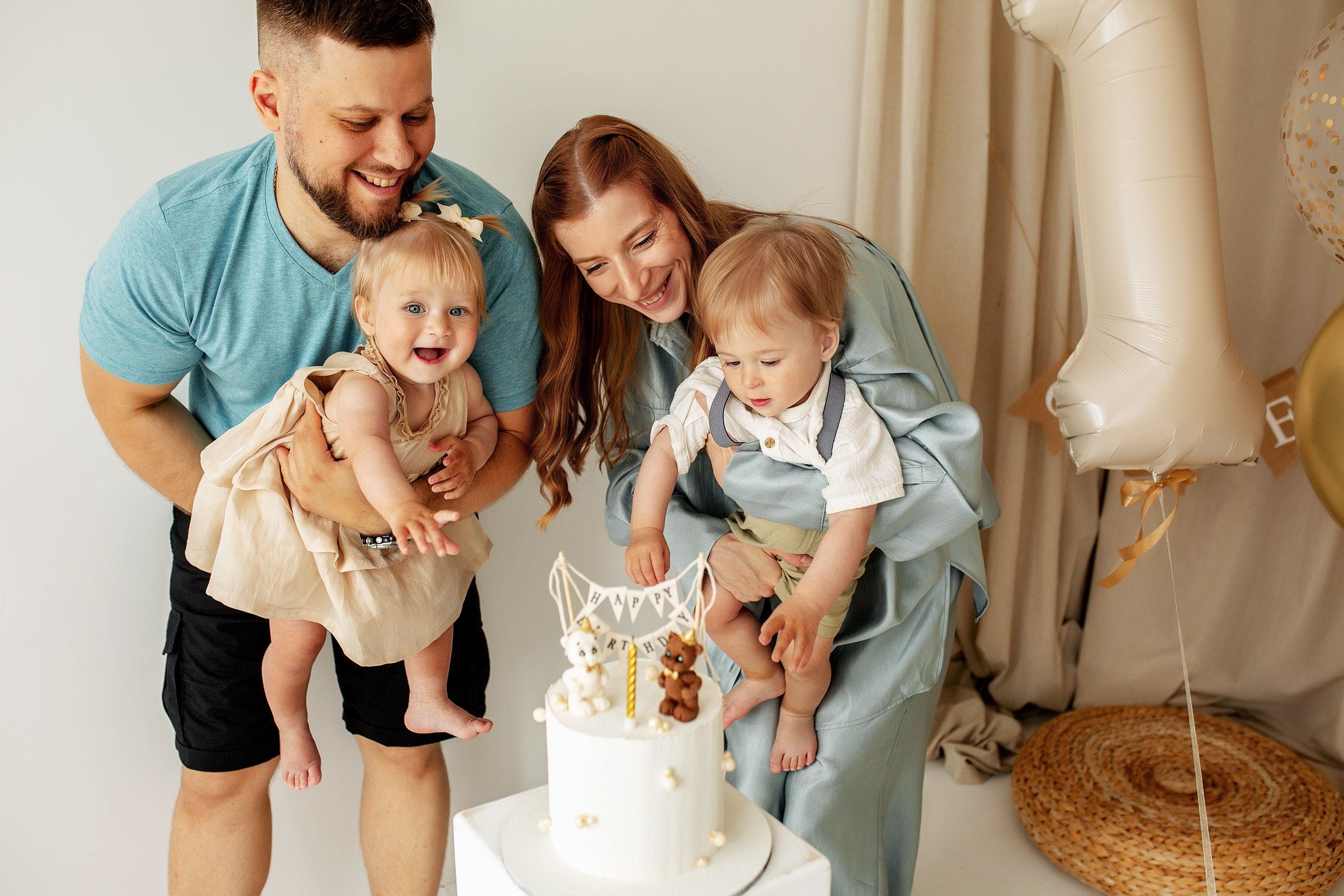 ВАРЯ и ИЛЬЯ 1 год. Фотограф новорожденных Оксана Полевская