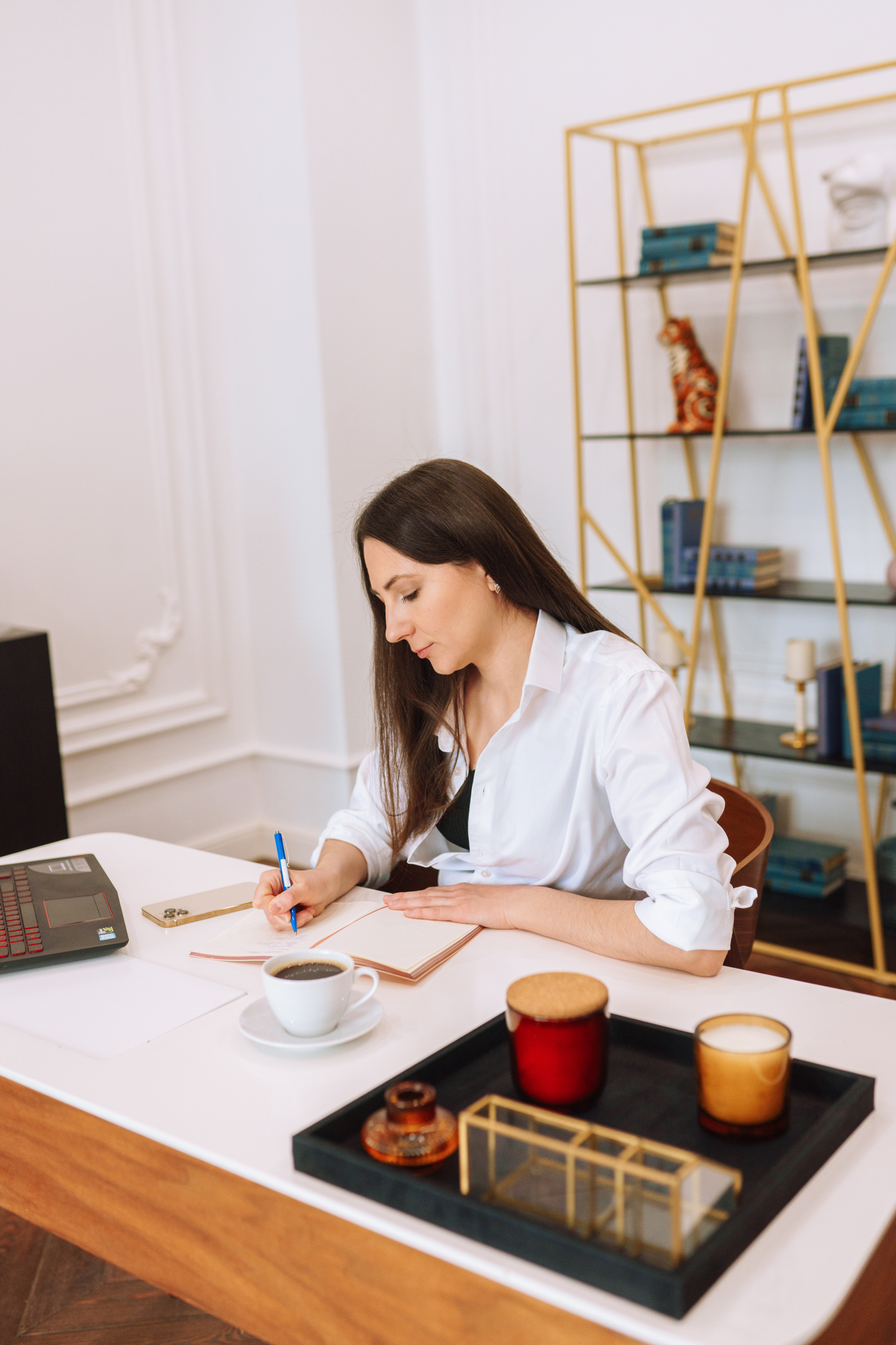 Алена — репетитор. Фотограф Нинель Гюрсой, г. Москва