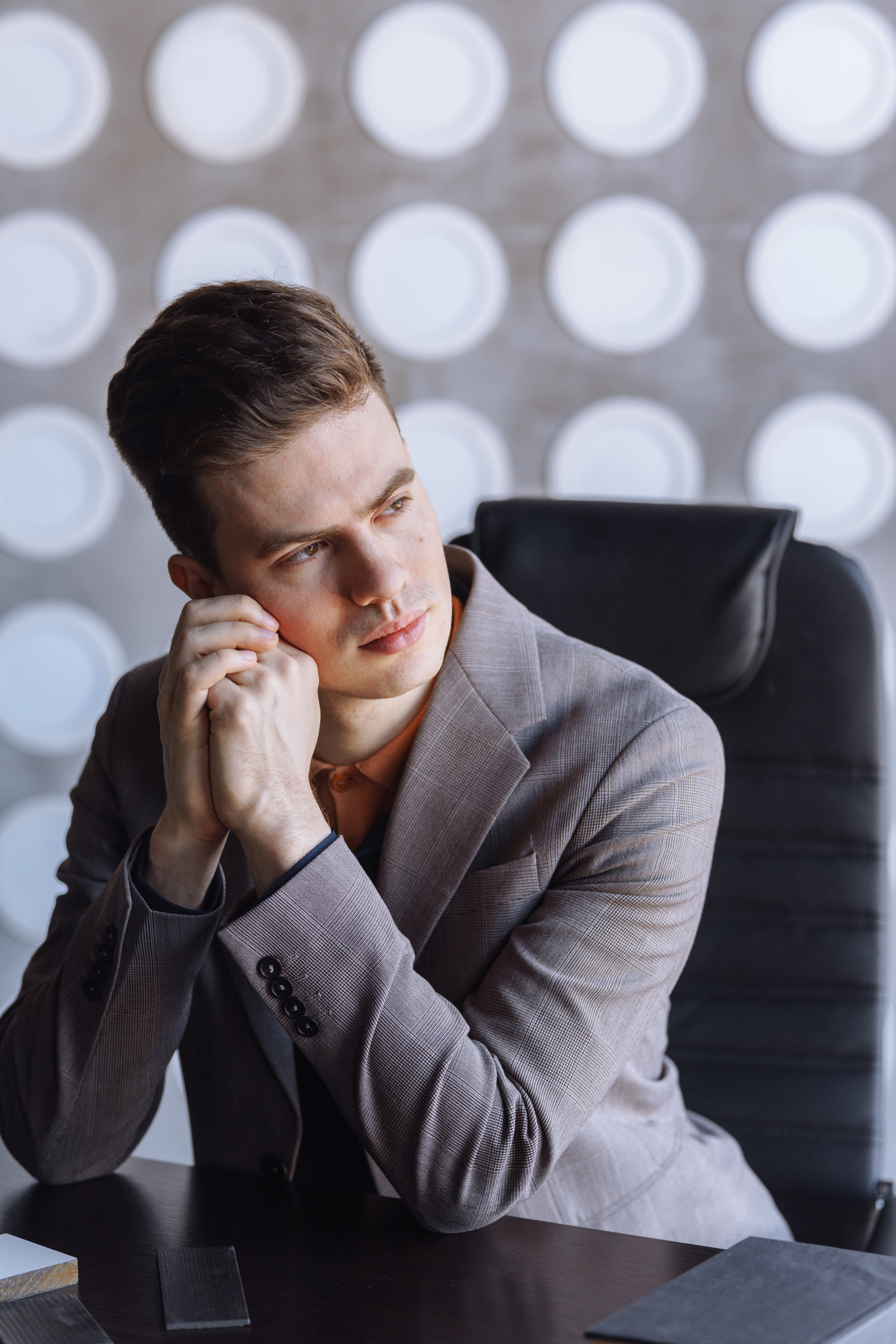 Александр — архитектор. Фотограф Нинель Гюрсой, г. Москва