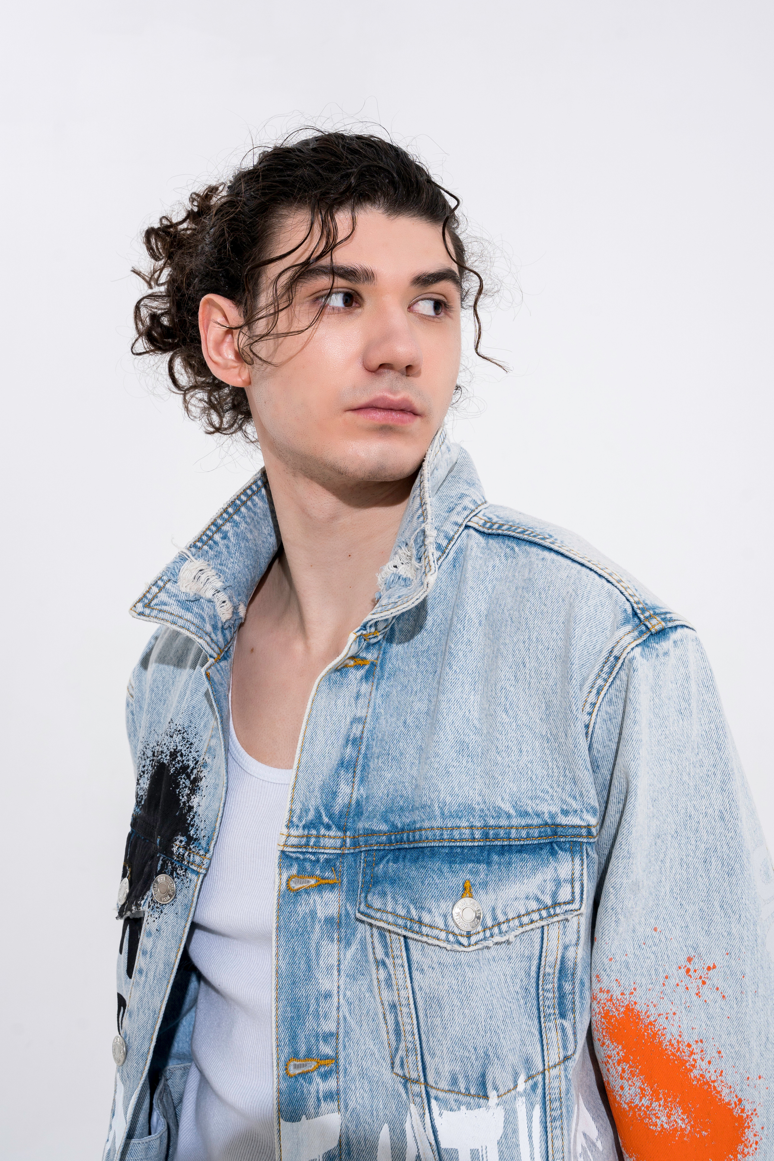 Илья. Фотограф Нинель Гюрсой, г. Москва