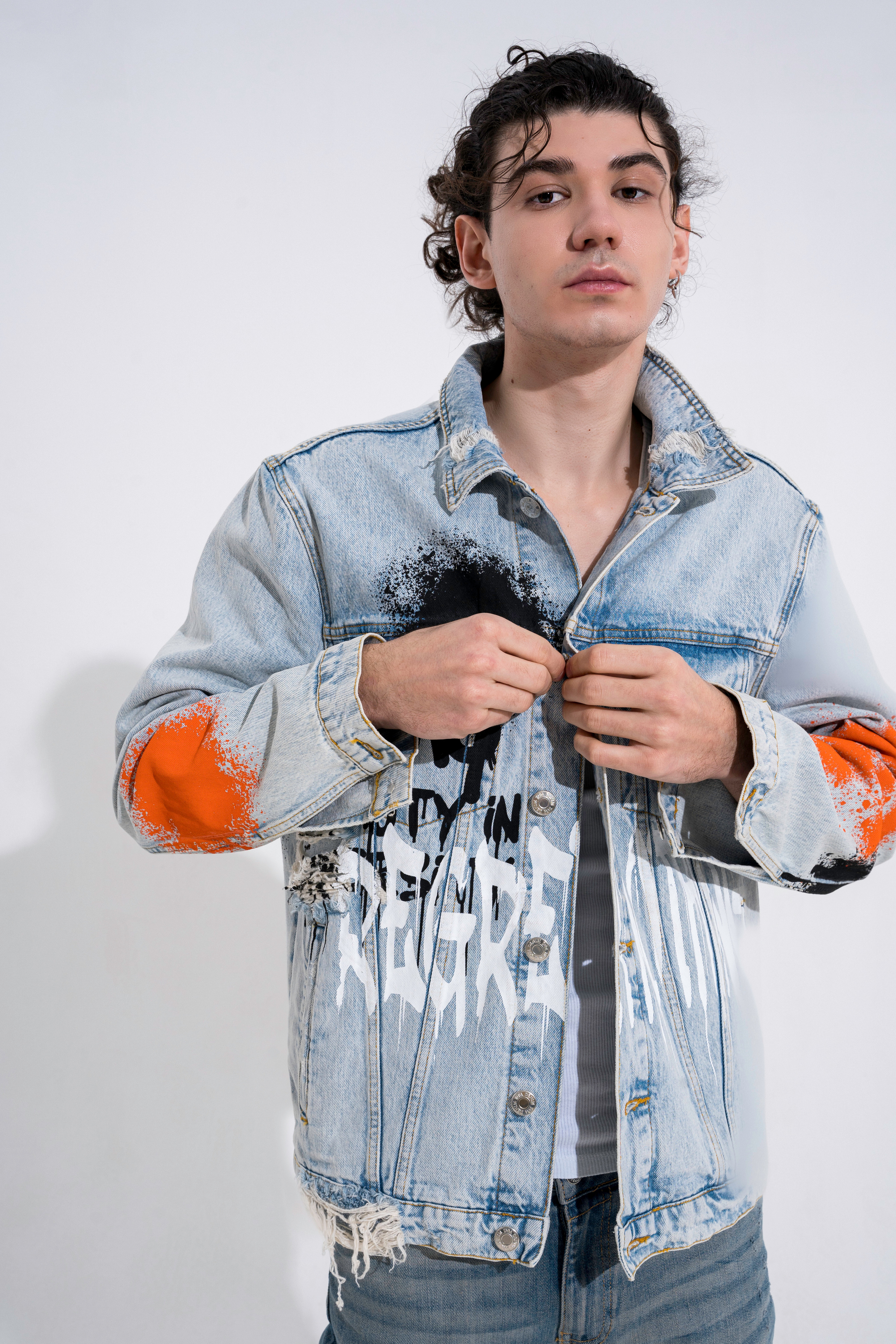 Илья. Фотограф Нинель Гюрсой, г. Москва