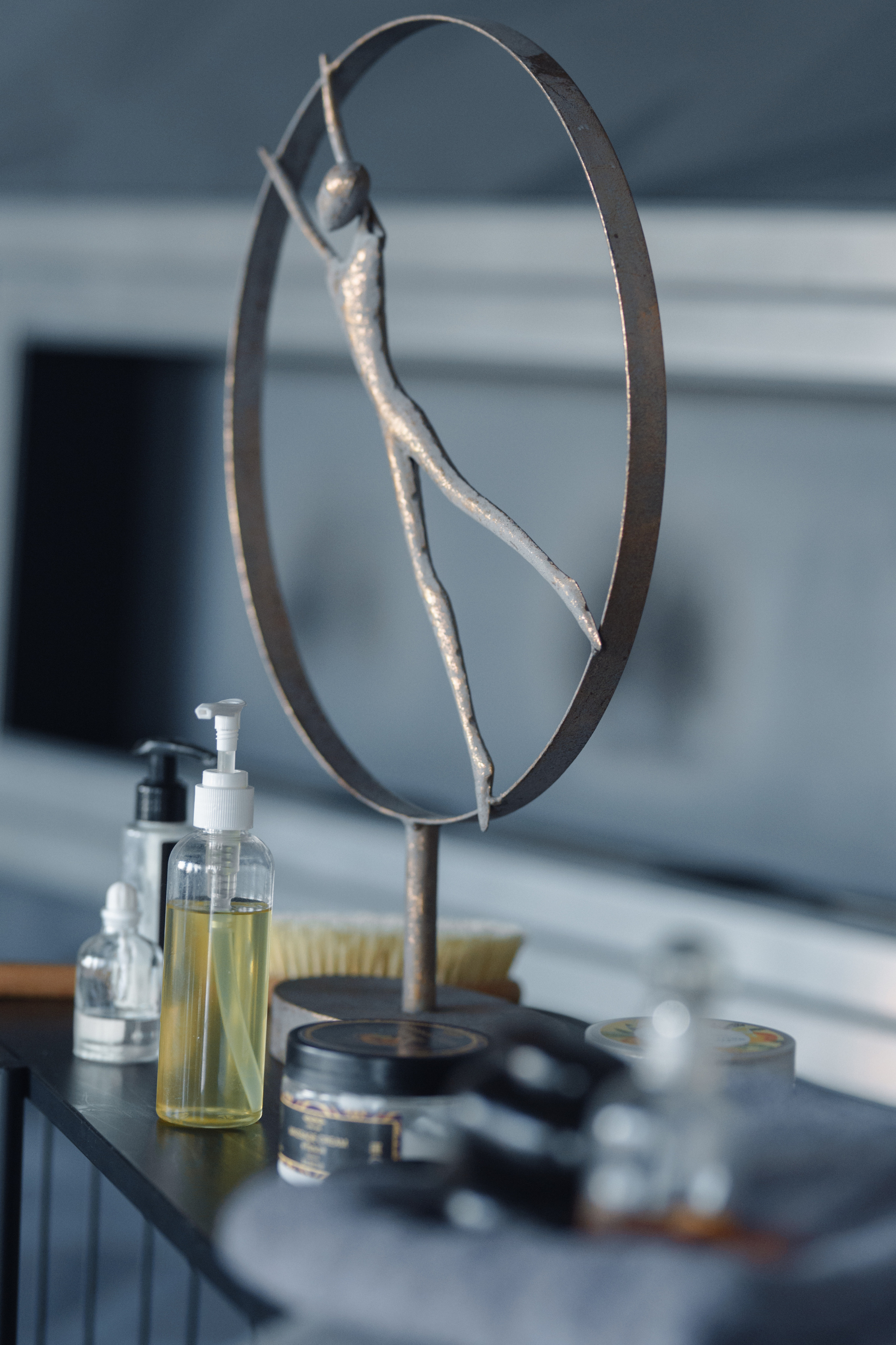 Денис — массажист. Фотограф Нинель Гюрсой, г. Москва