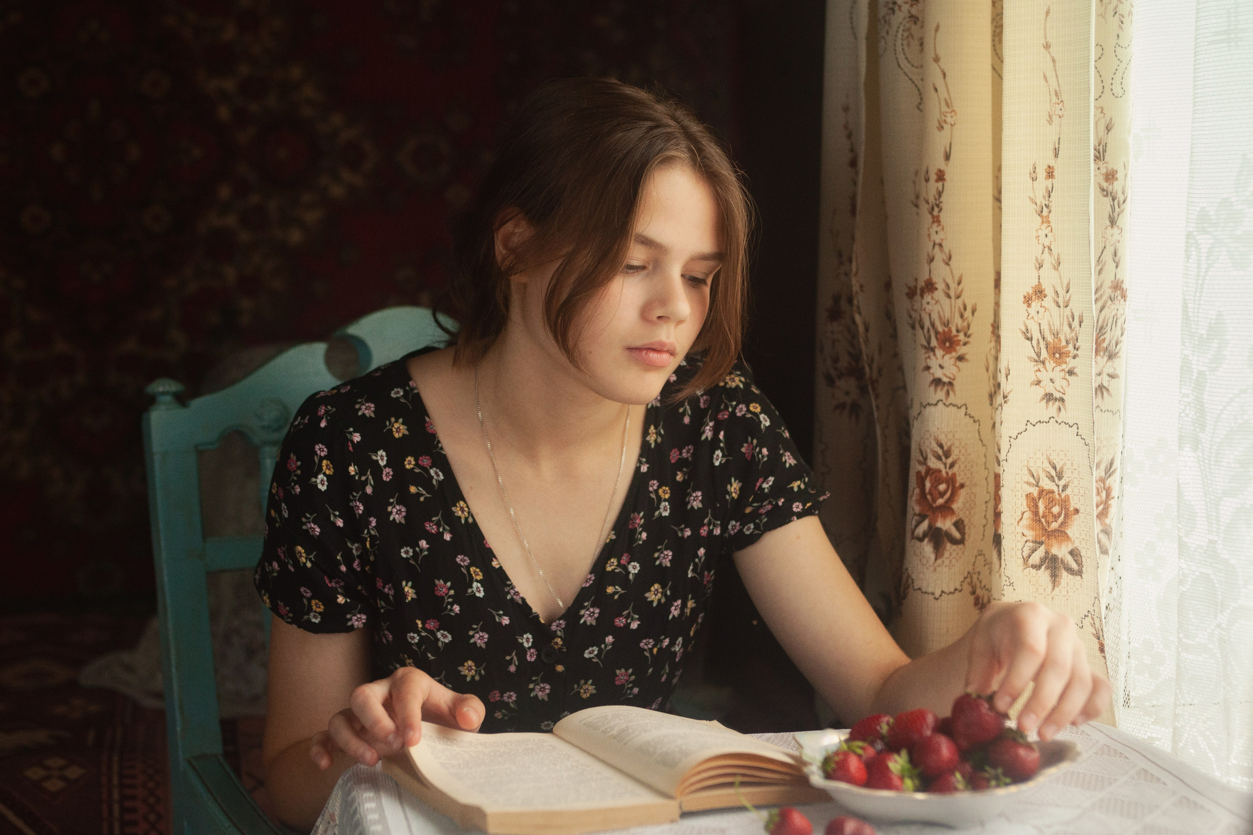 Арина. Фотограф Антонина Свешникова. ВЫПУСКНЫЕ ФОТОКНИГИ для детских садов и школ. Москва, Владимир