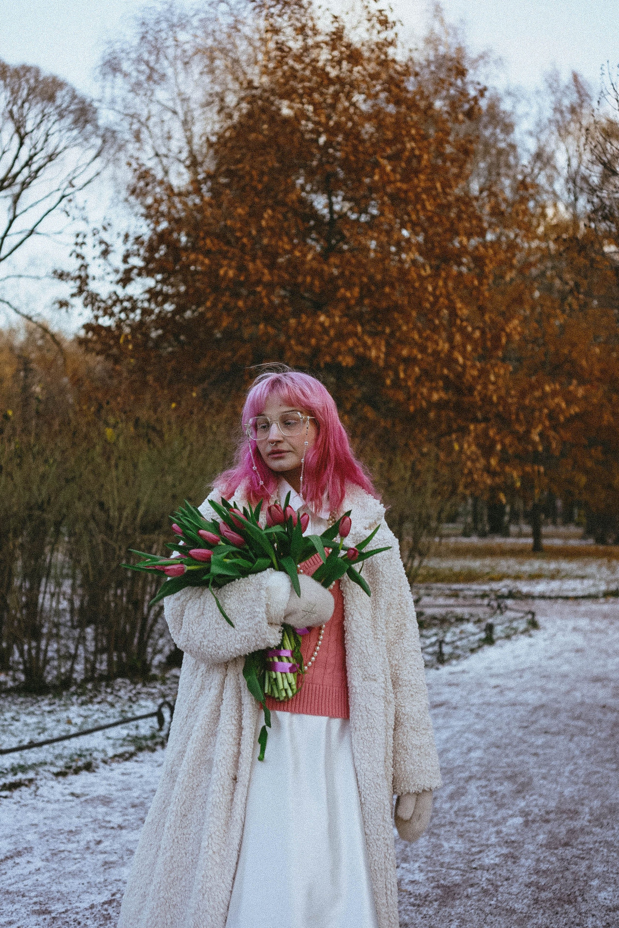 Прогулочная фотосессия с тюльпанами. Профессиональный фотограф, Санкт-Петербург — Виктория Богомолова