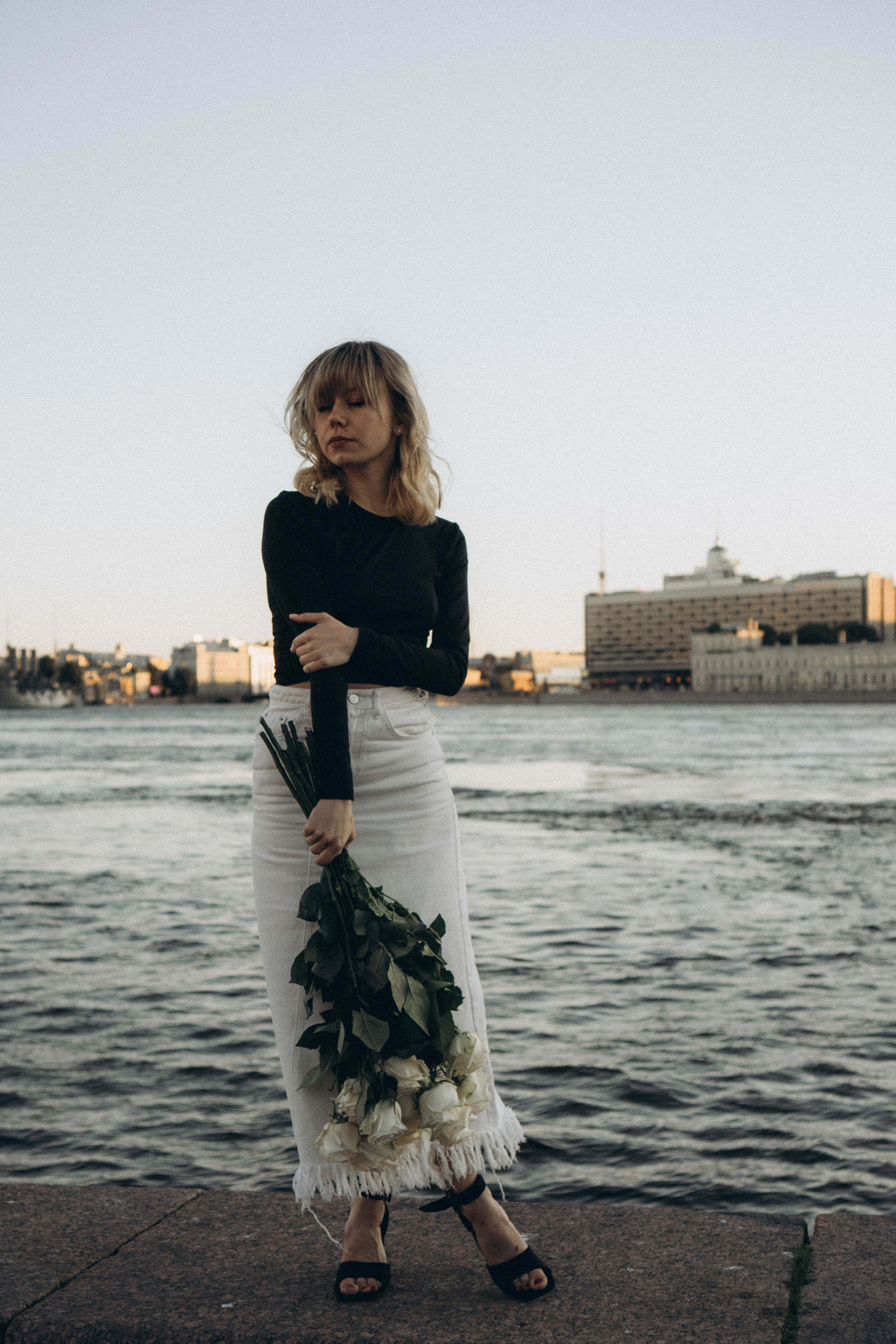 ПРОГУЛКА ПО ГОРОДУ В БЕЛЫЕ НОЧИ (другой вариант). Профессиональный фотограф, Санкт-Петербург — Виктория Богомолова