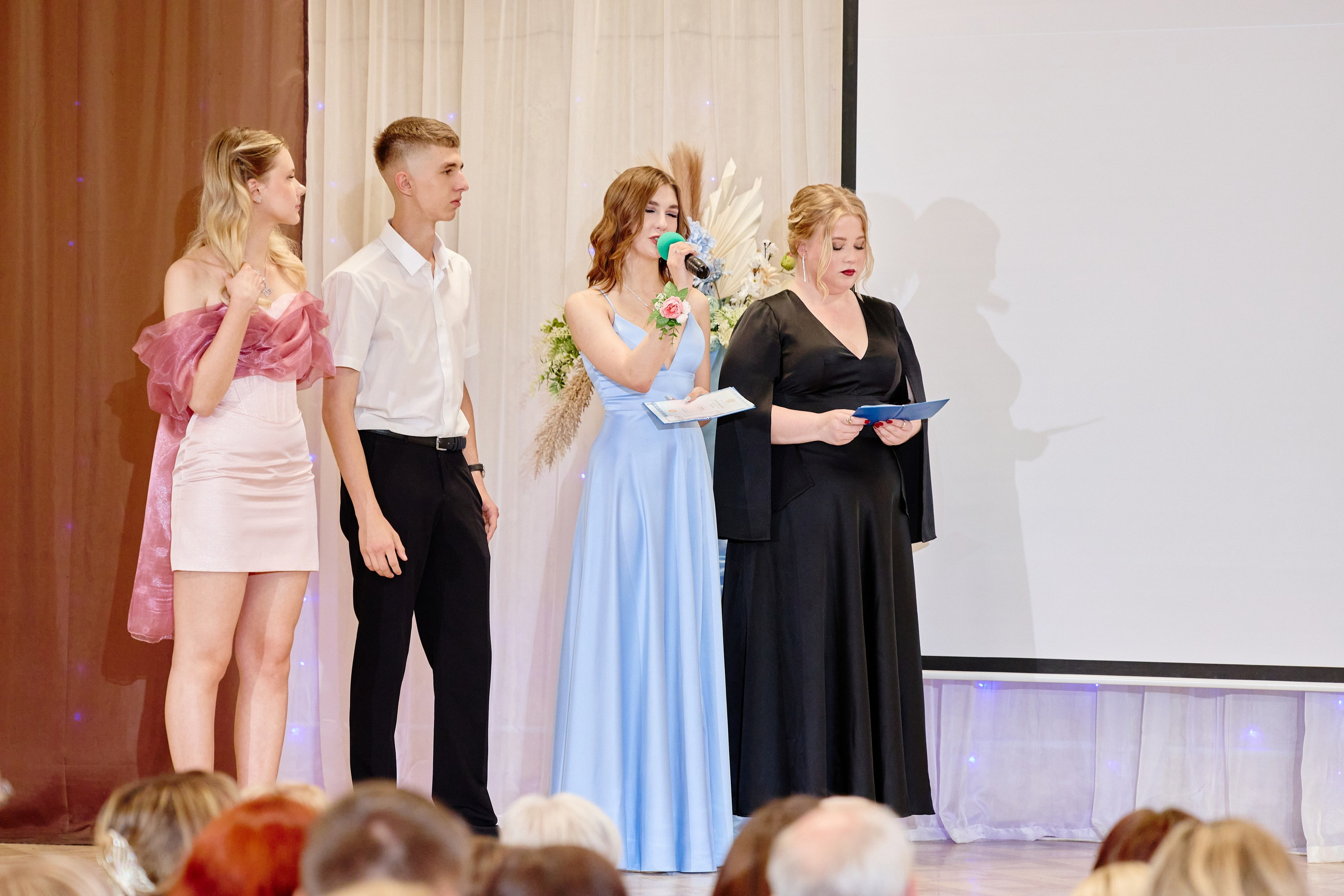 Выпускной 35 Сош. Фотограф Выпускные альбомы Таганрог Сергей Коробченко