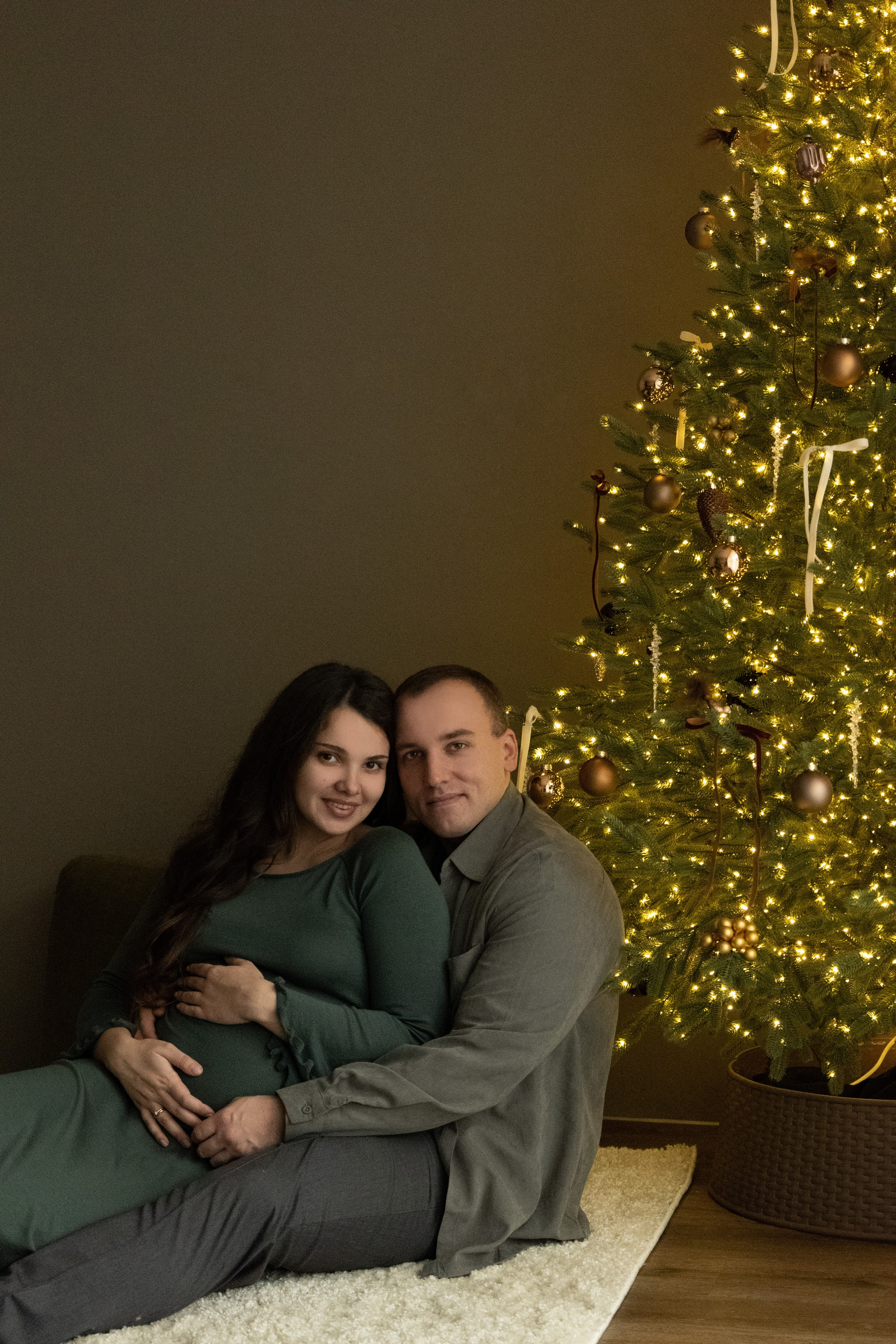 Домашняя новогодняя фотосесиия беременности. Фотограф видеограф Ольга Василевская