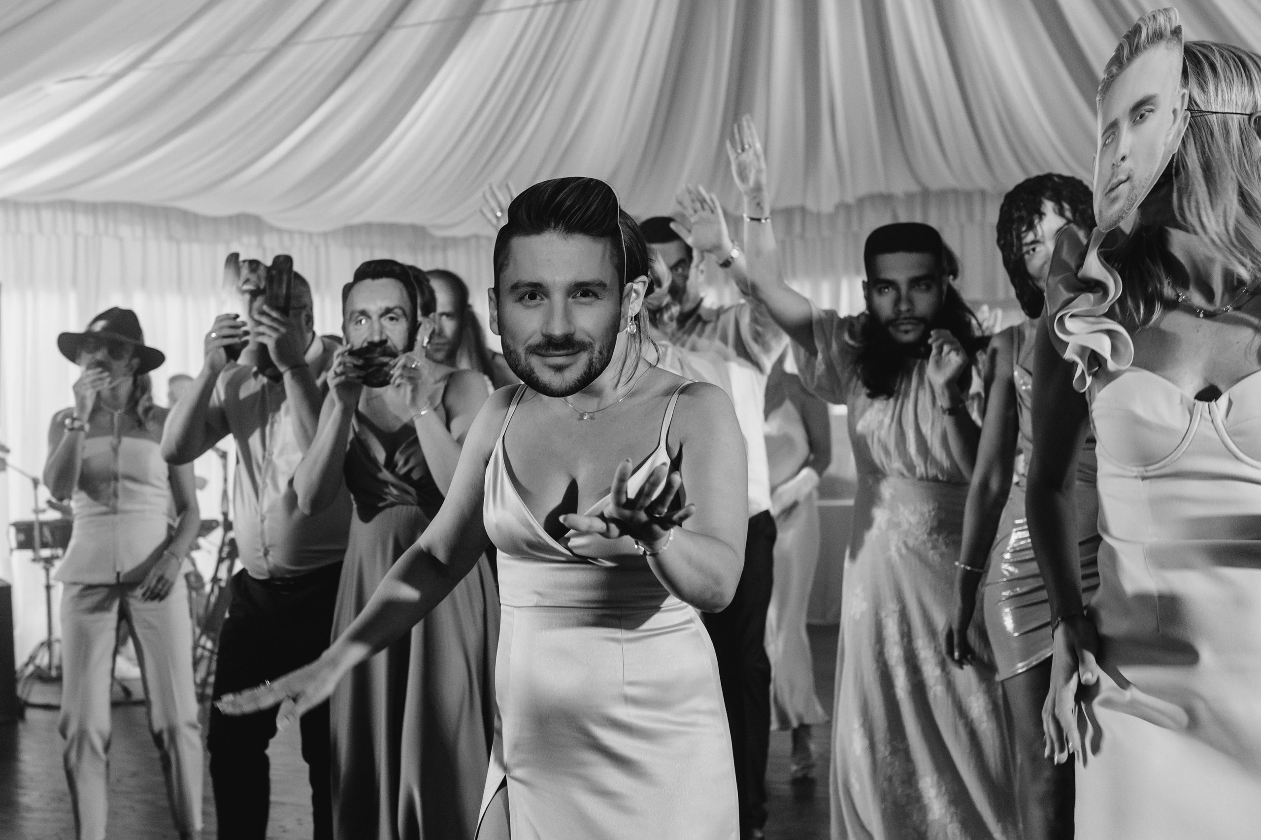 ANONS. Мария — Свадебный фотограф