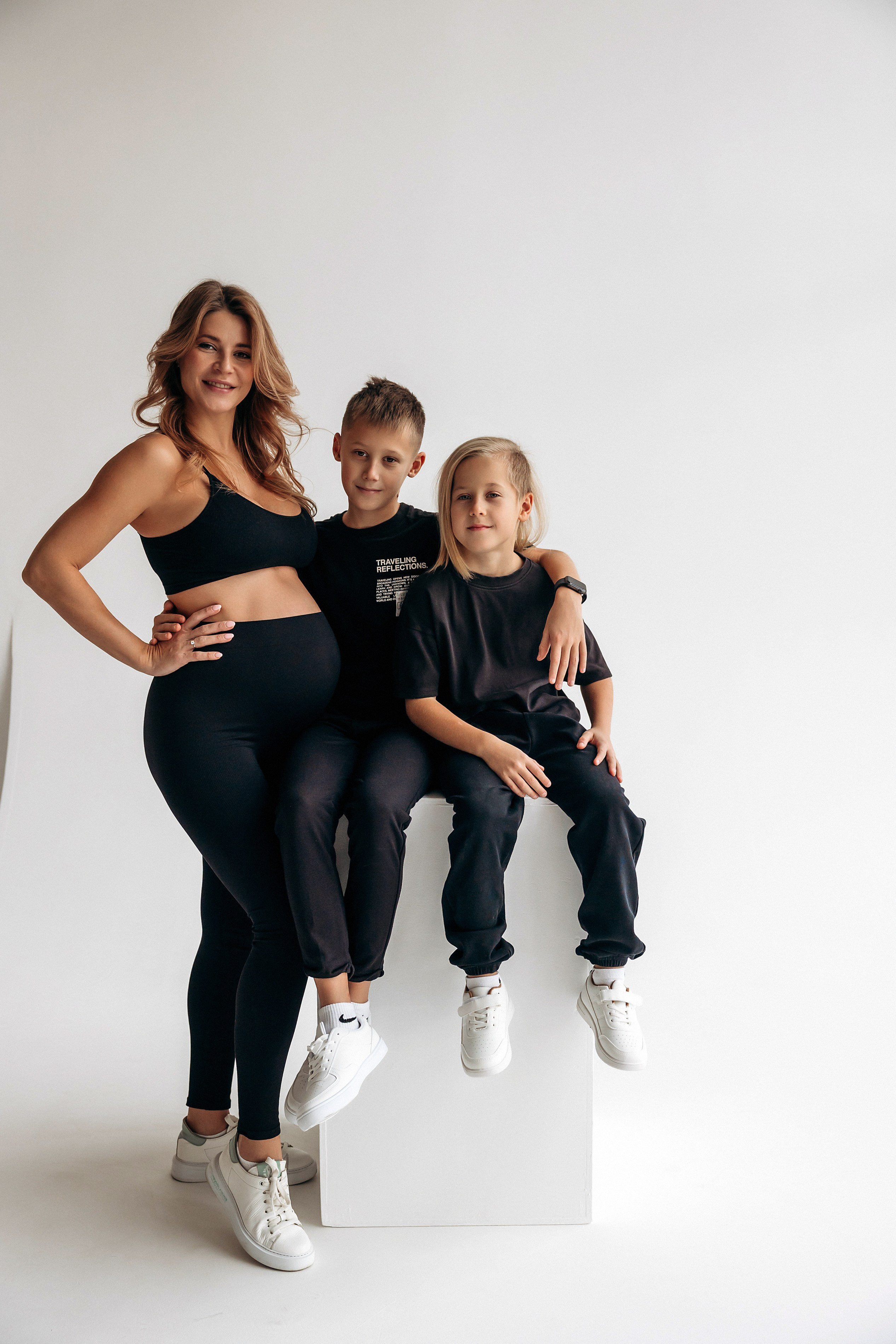 Валя и семья.В ожидании Владимира.Фотостудия Баланс. Фотограф в Калининграде свадебная фотография, репортажная, фотосессии