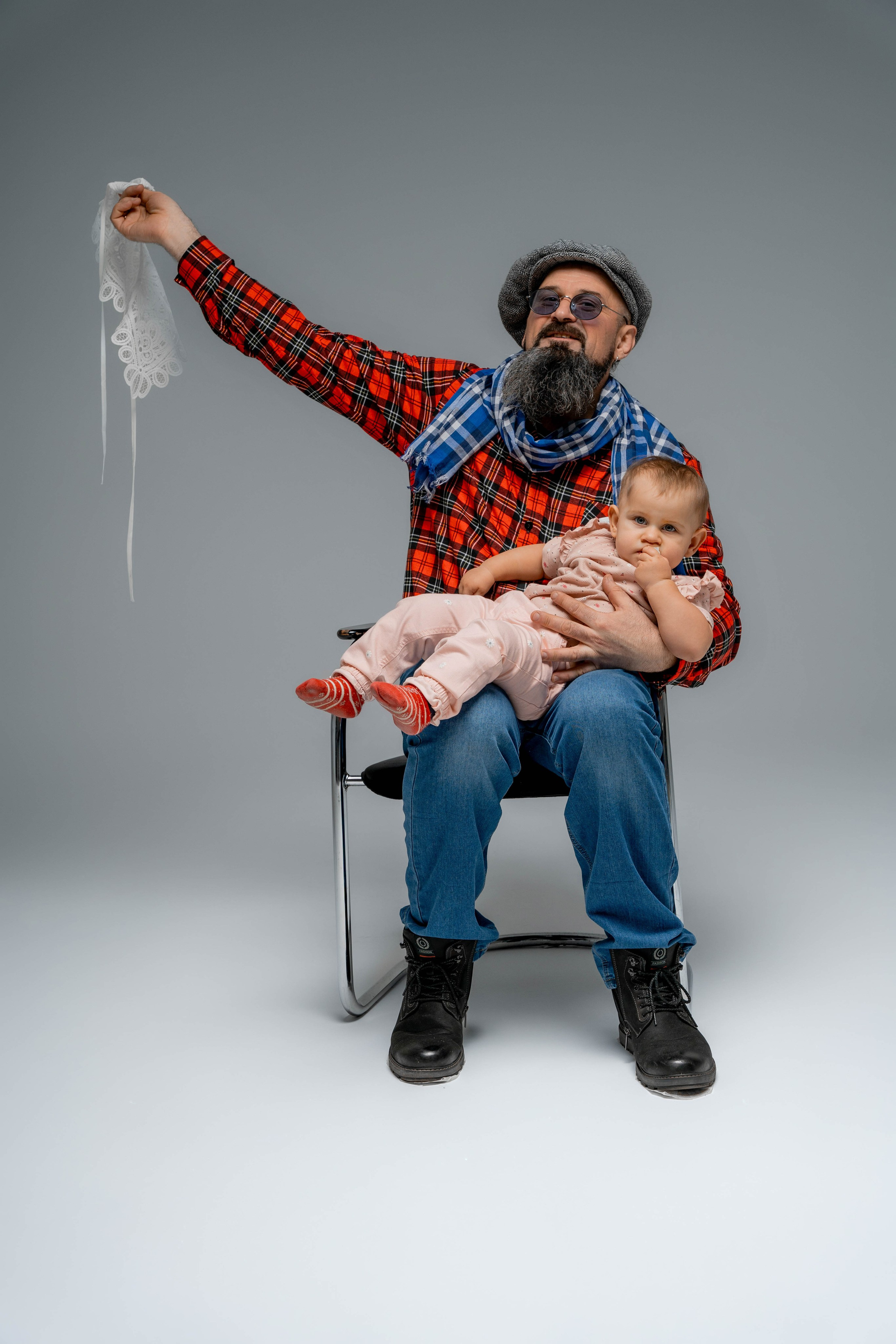 Семейные фотосессии на циклораме.Белом фоне. Профессиональный фотограф Ковалева Олеся