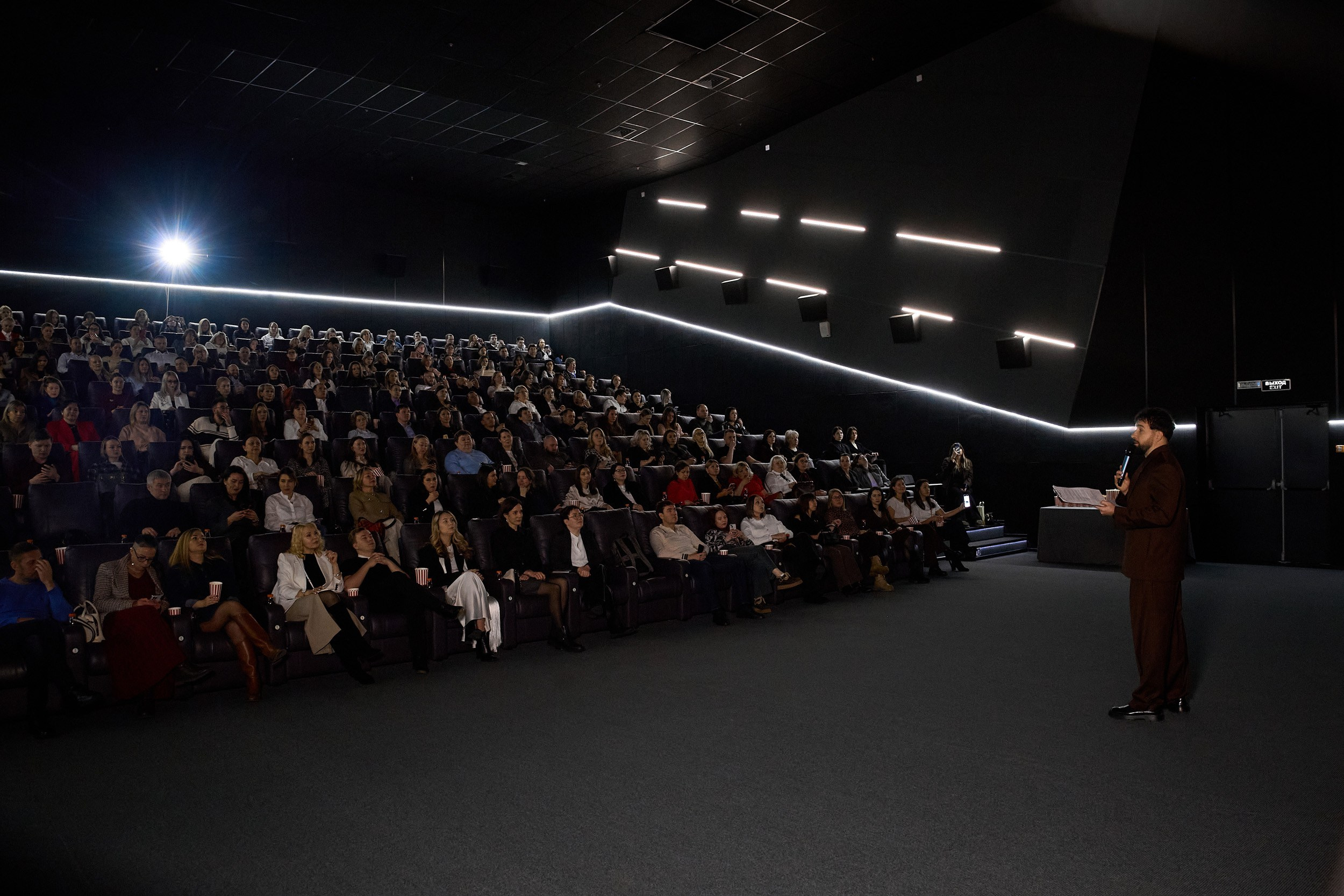 15 лет ЖЕЛЕЗНО