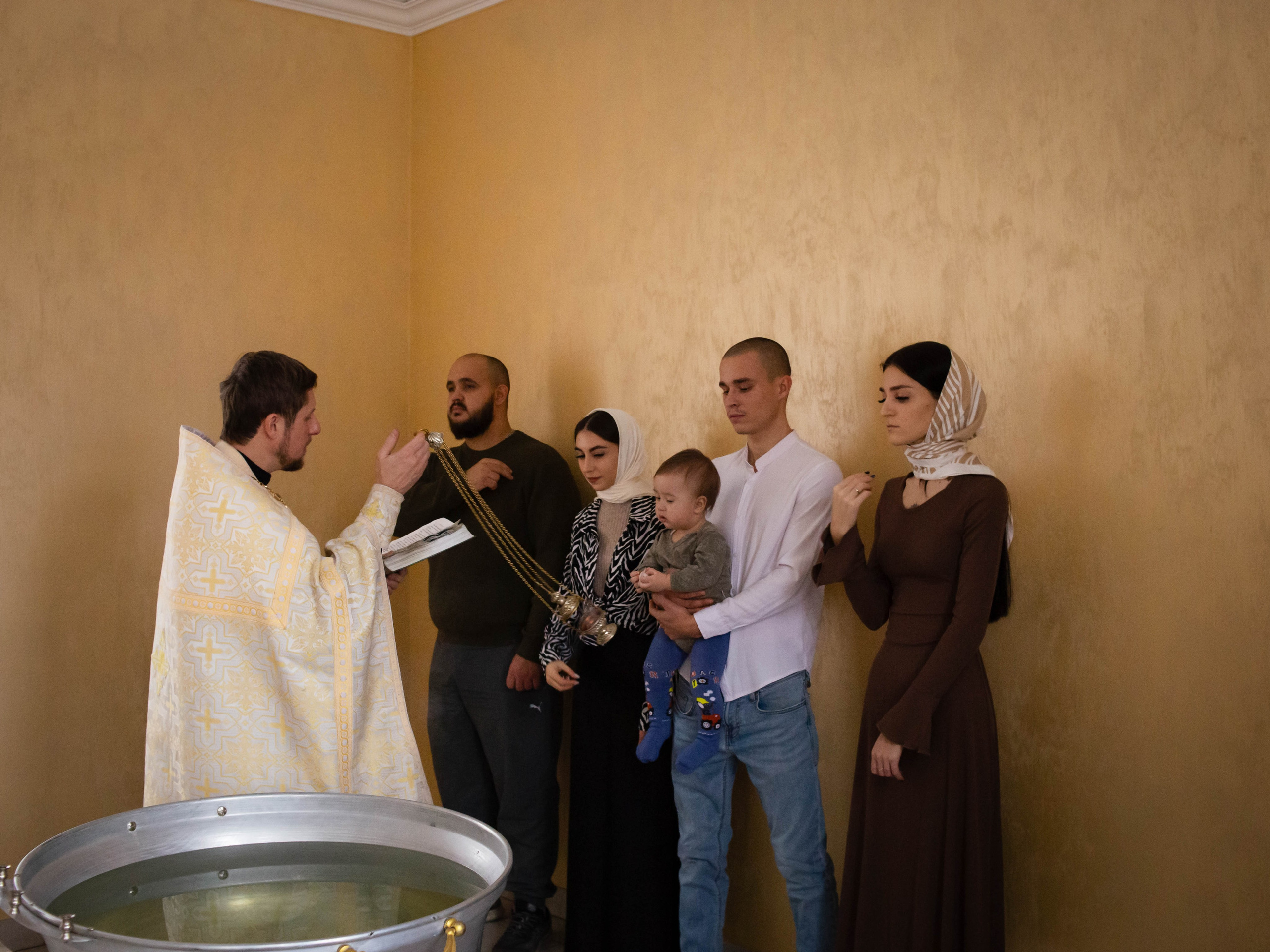 Крещение Эмира. Семейный фотограф Софи Симакова в Волгограде и Волжском
