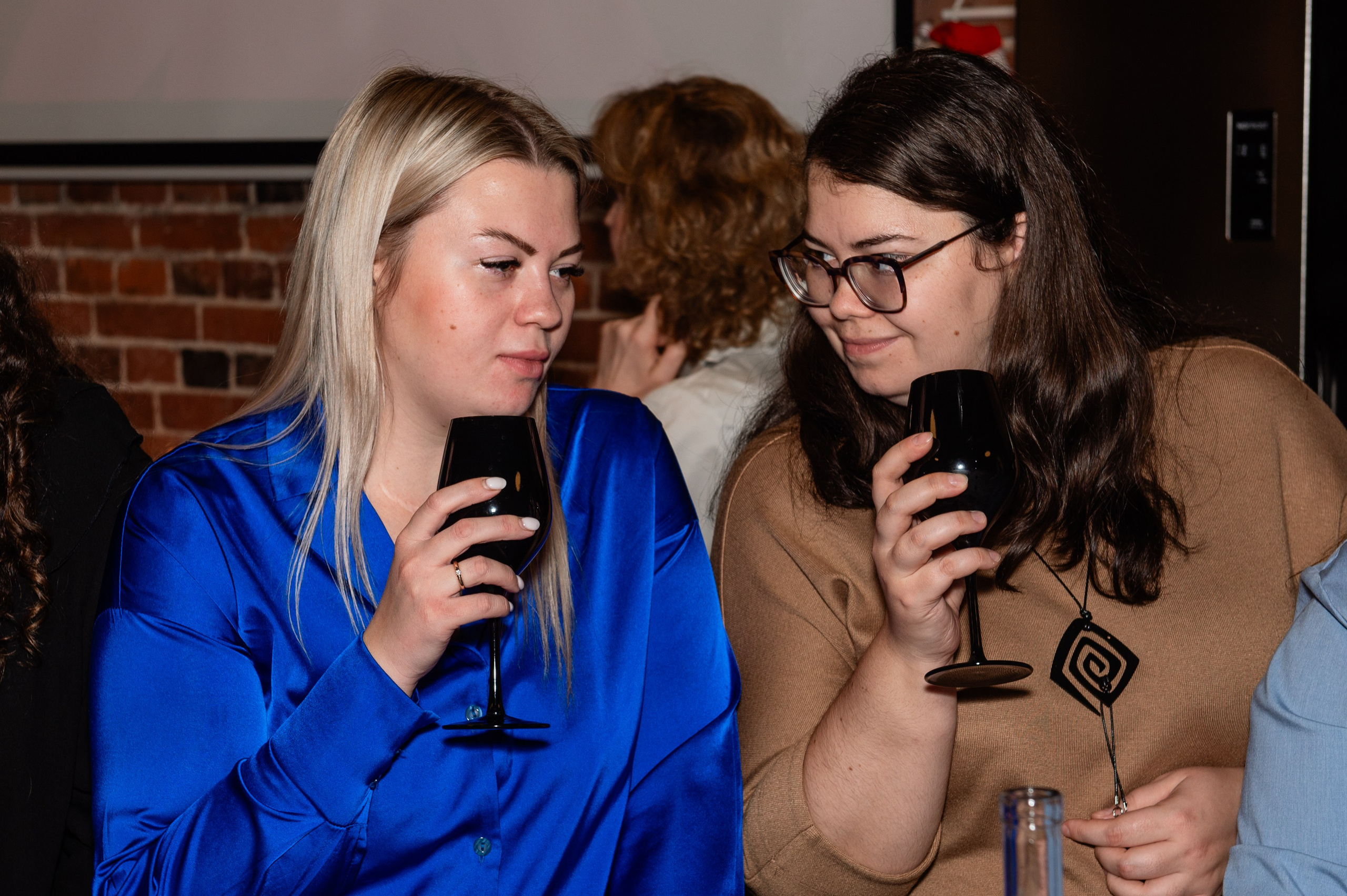 Корпорат Yapay. Профессиональный фотограф в Москве Александра Харламова