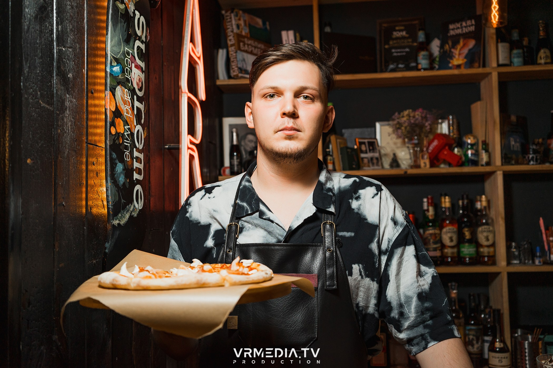 Art Talk с Настоящим Квартирником в баре «Supreme»