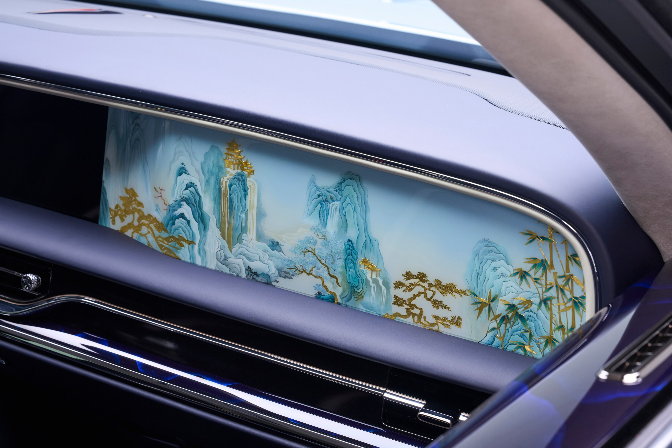 Hongqi Golden Sunflower. Creative photographer Denis Klero