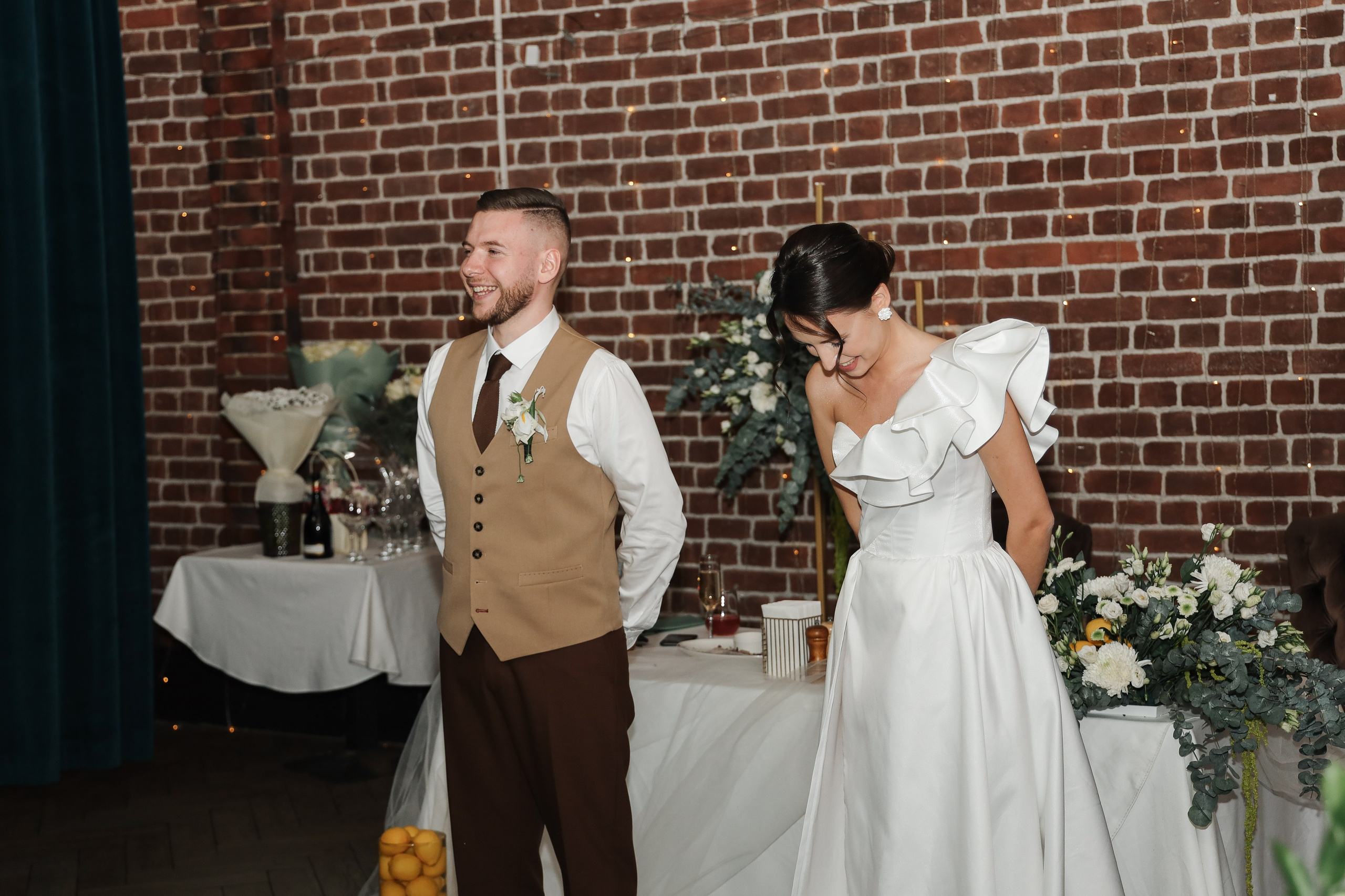 Е. +  П. С утренних сборов и до торта. Семейный и lovestory фотограф в Москве Светлана Коняхина