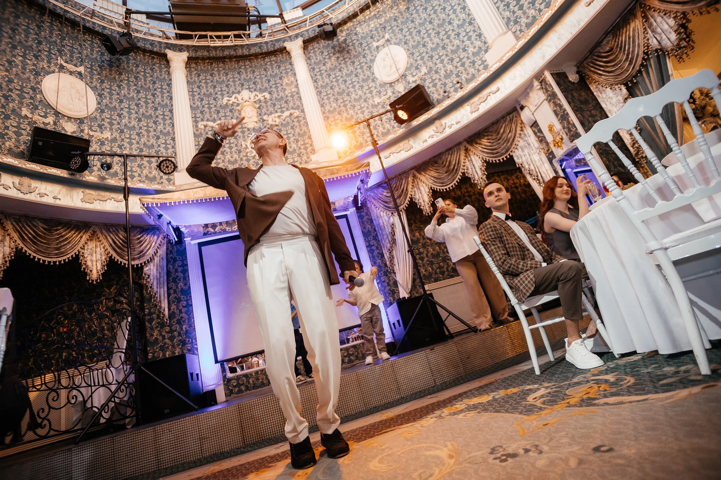 Виталий и Анита. Свадебный, репортажный фотограф в Тюмени Сергей Тапилин