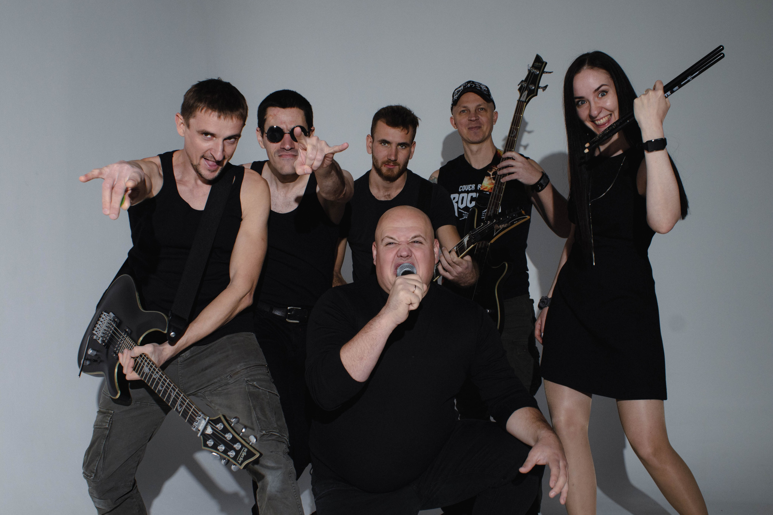 СТУДИЯ. Уличный фотограф Города N