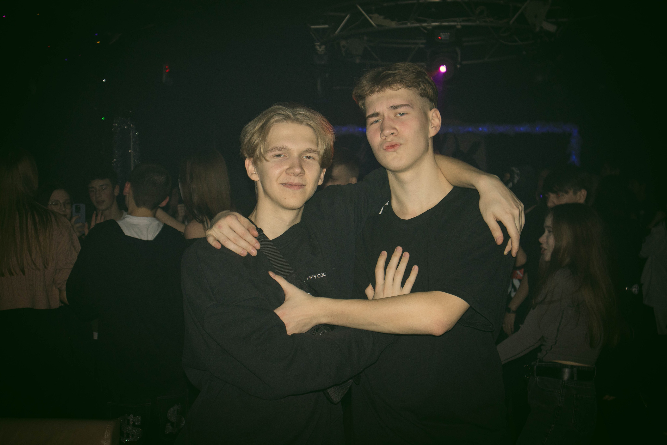 MOSHPIT. Фотограф и видеограф в Бугульме Аня Трутнева