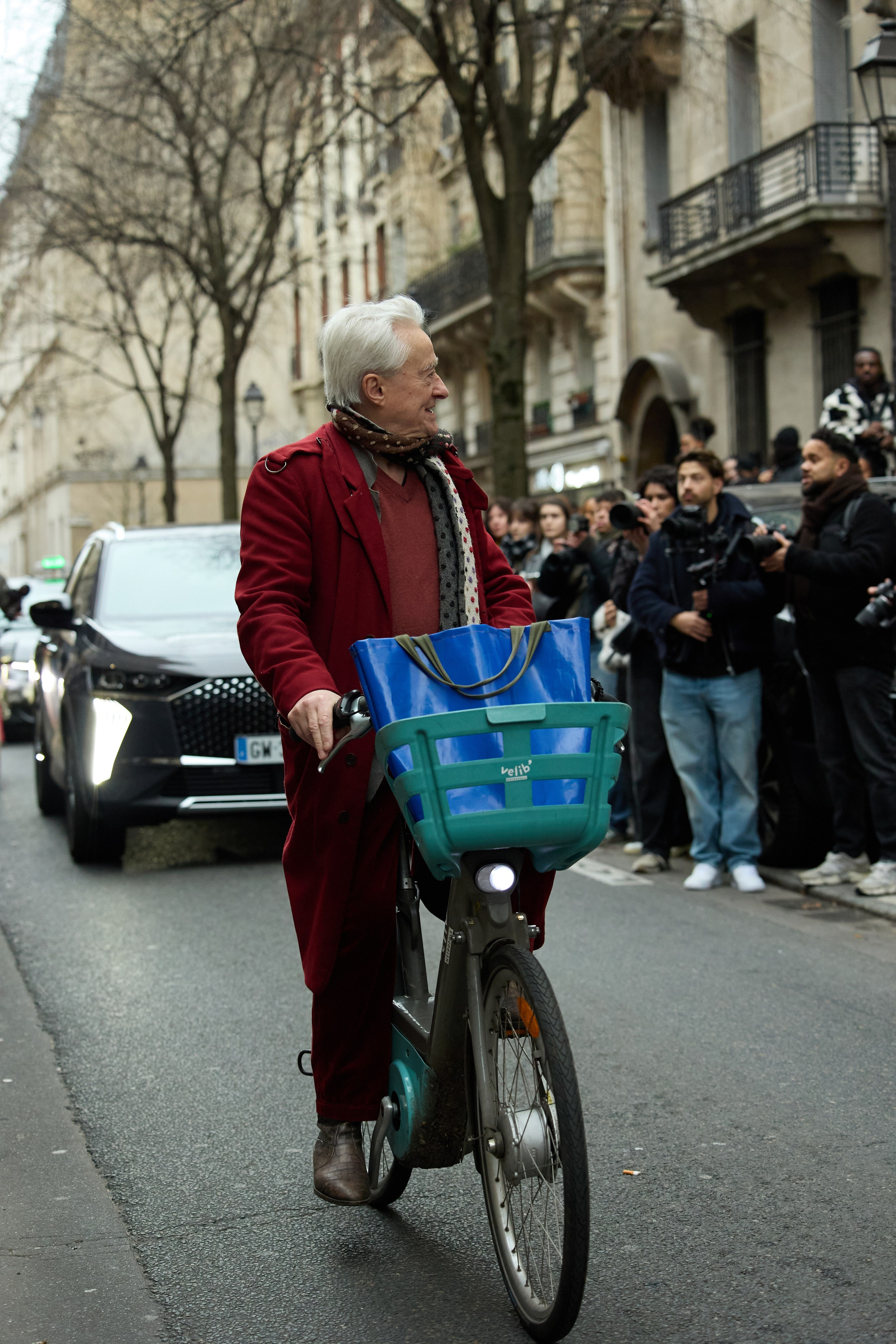 PFW MENSWEAR FALL/WINTER 25/26 PAUL SMITH. Photographer in Milan Ivan Goncharov