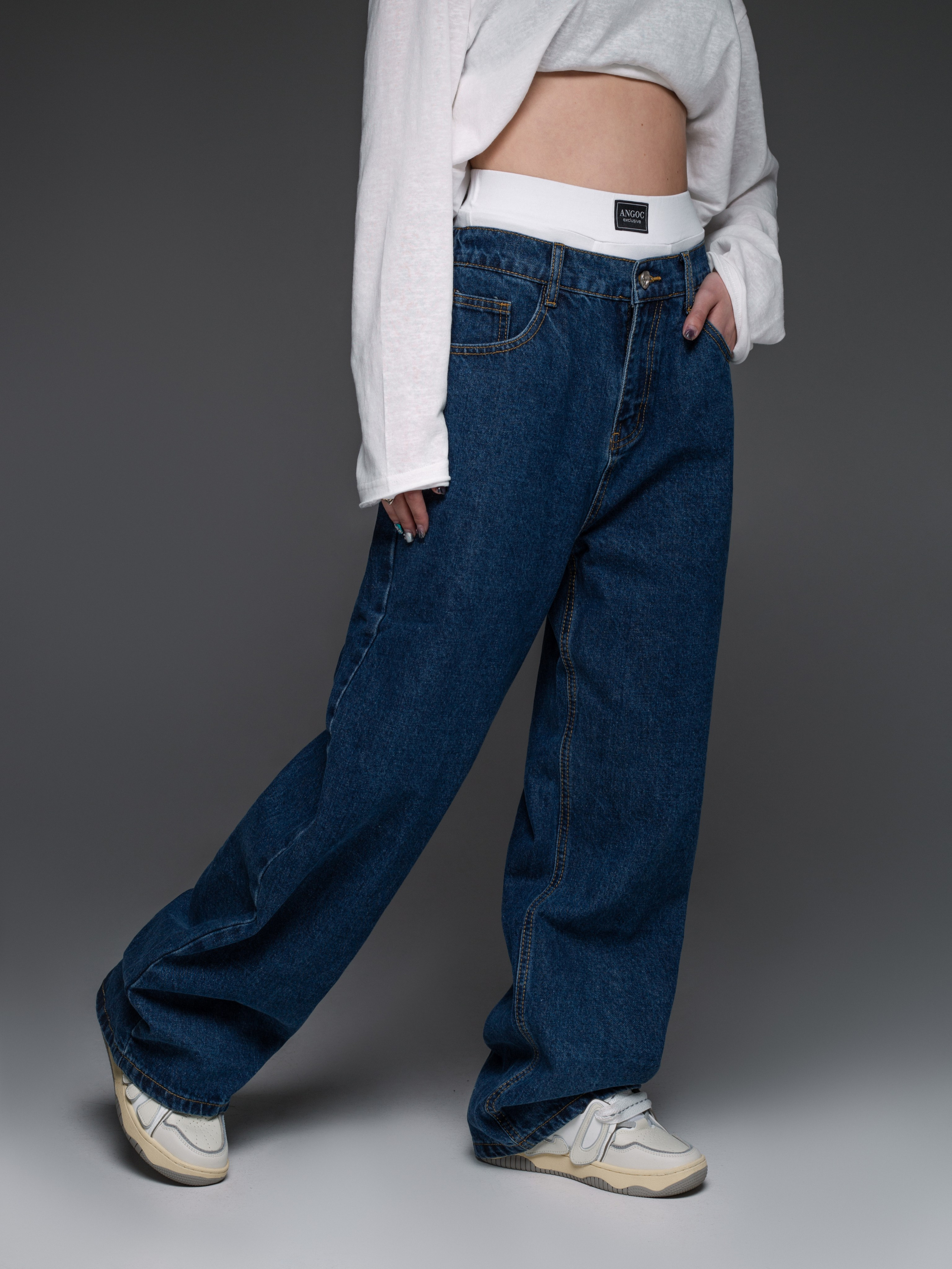 КАТАЛОГ | серый фон. RUNA production — стильные съемки для брендов