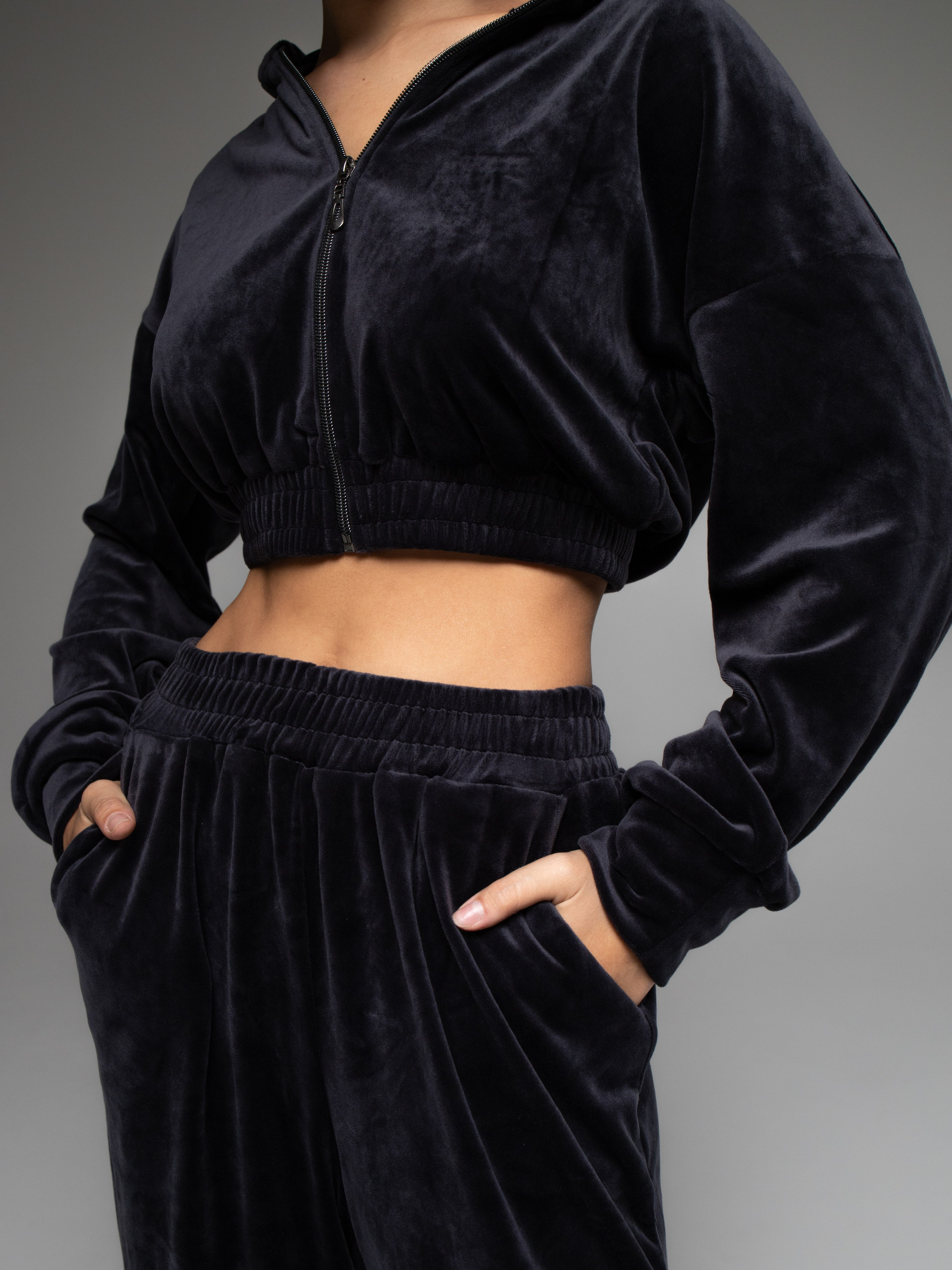 ВБ. RUNA production — стильные съемки для брендов