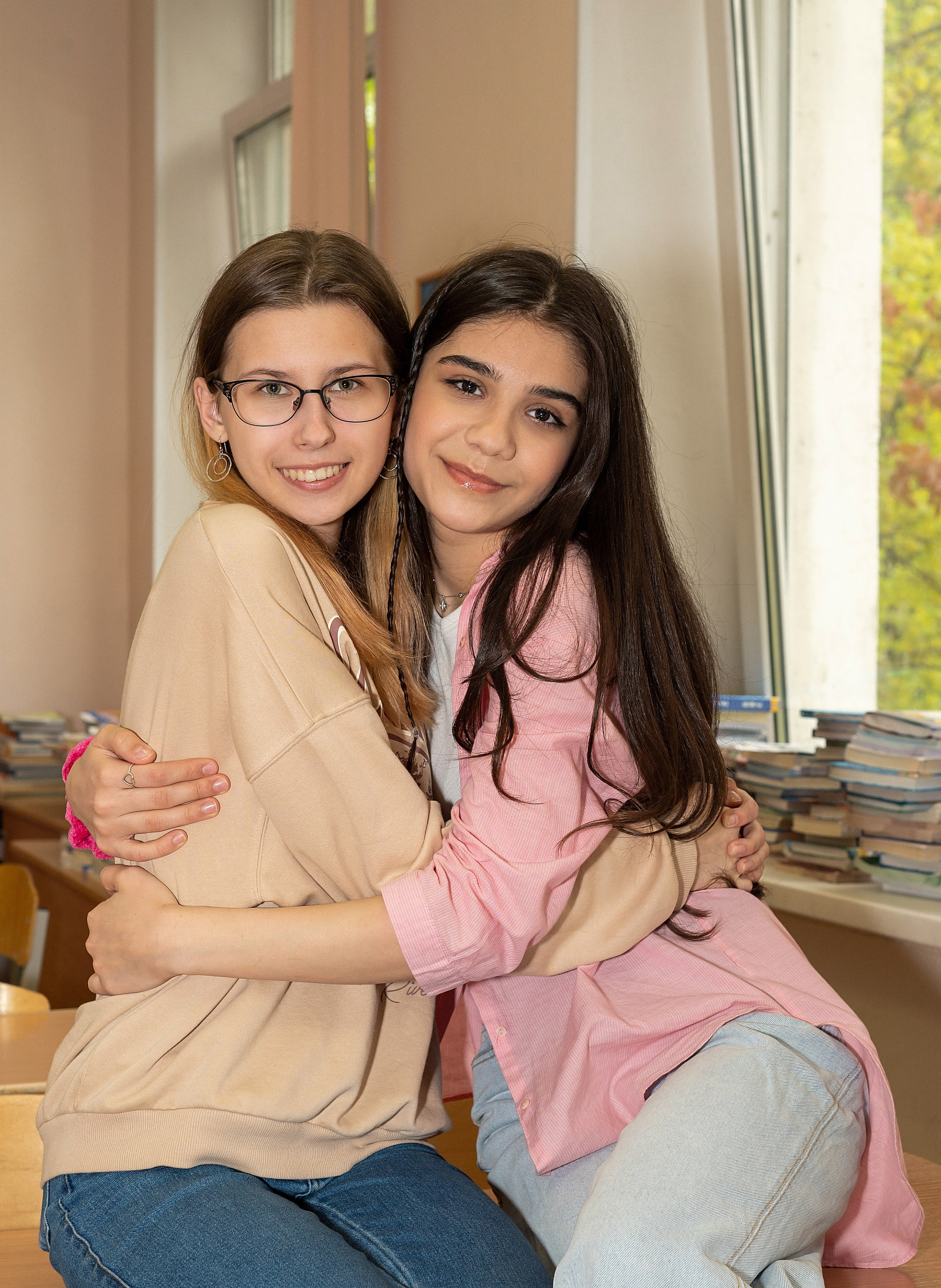 Фотосессия в классе и на территории школы. 9-И класс школа 1413. Детский и семейный фотограф г. Москва Оксана Катаджи