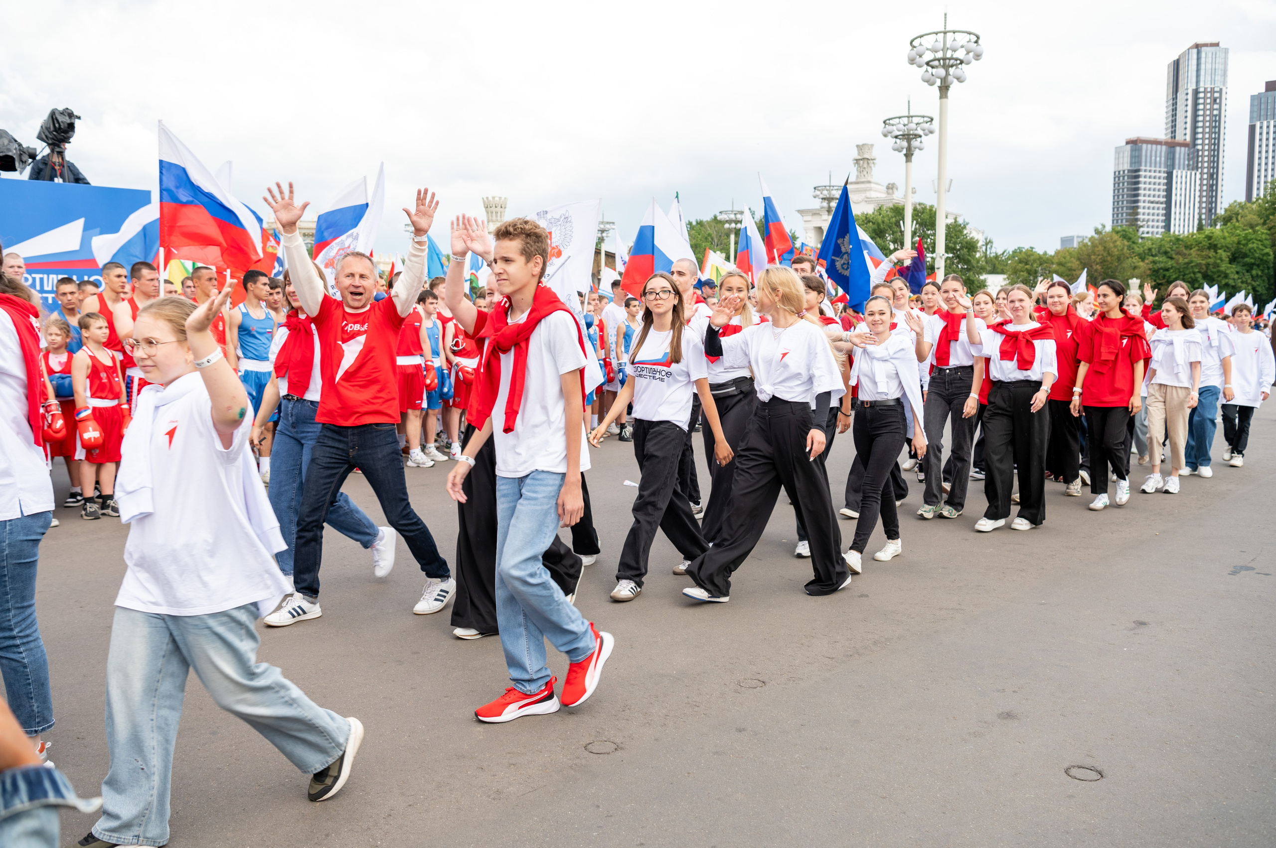 Спортивное шествие посвященное Дню физкультурника!. Детский и семейный фотограф г. Москва Оксана Катаджи