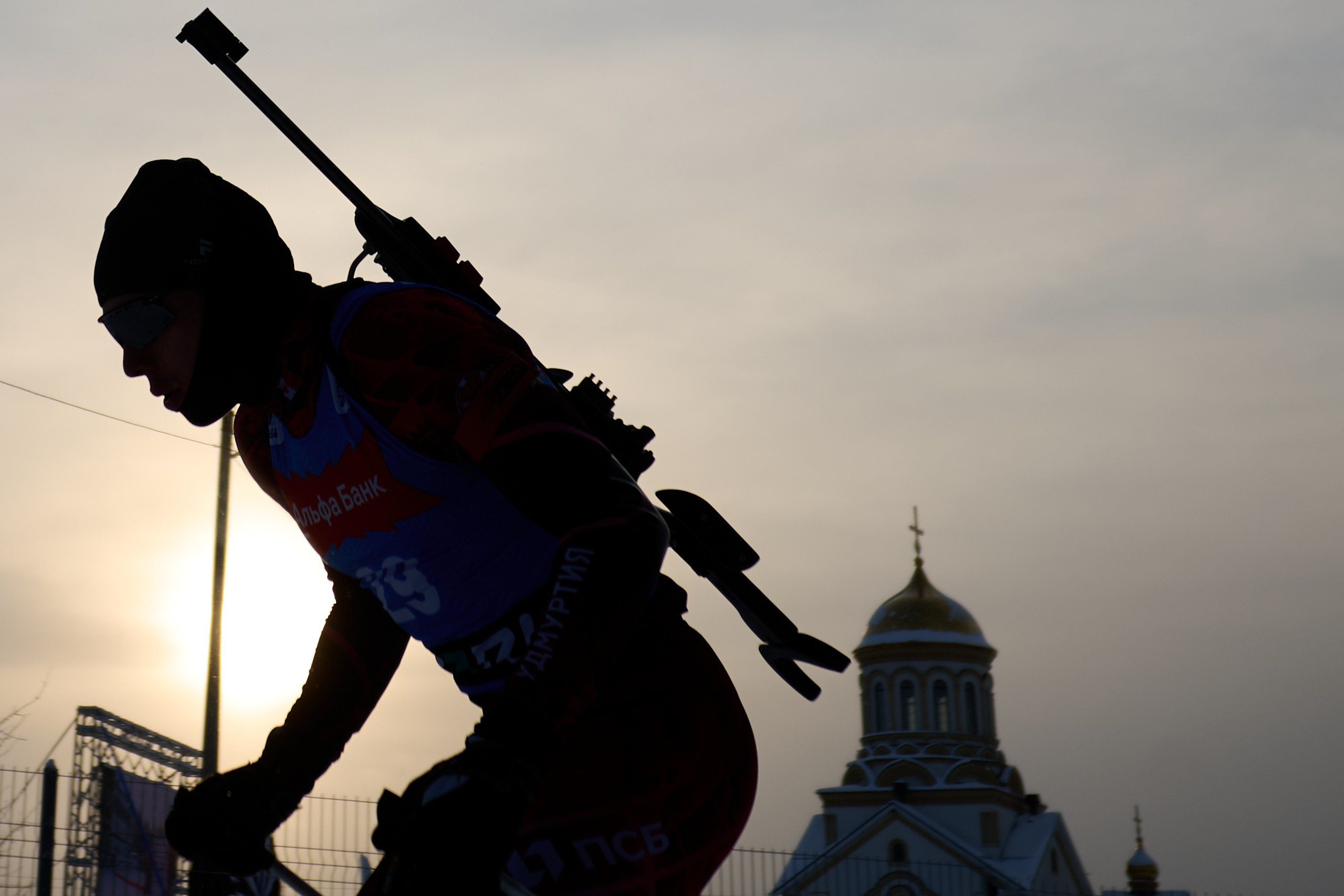 Биатлон. Чемпионат России — 2024/2025, 3-й этап, Ижевск. Спринт. Мужчины. Спортивный репортажный фотограф в Ижевске Сергей Мерзляков
